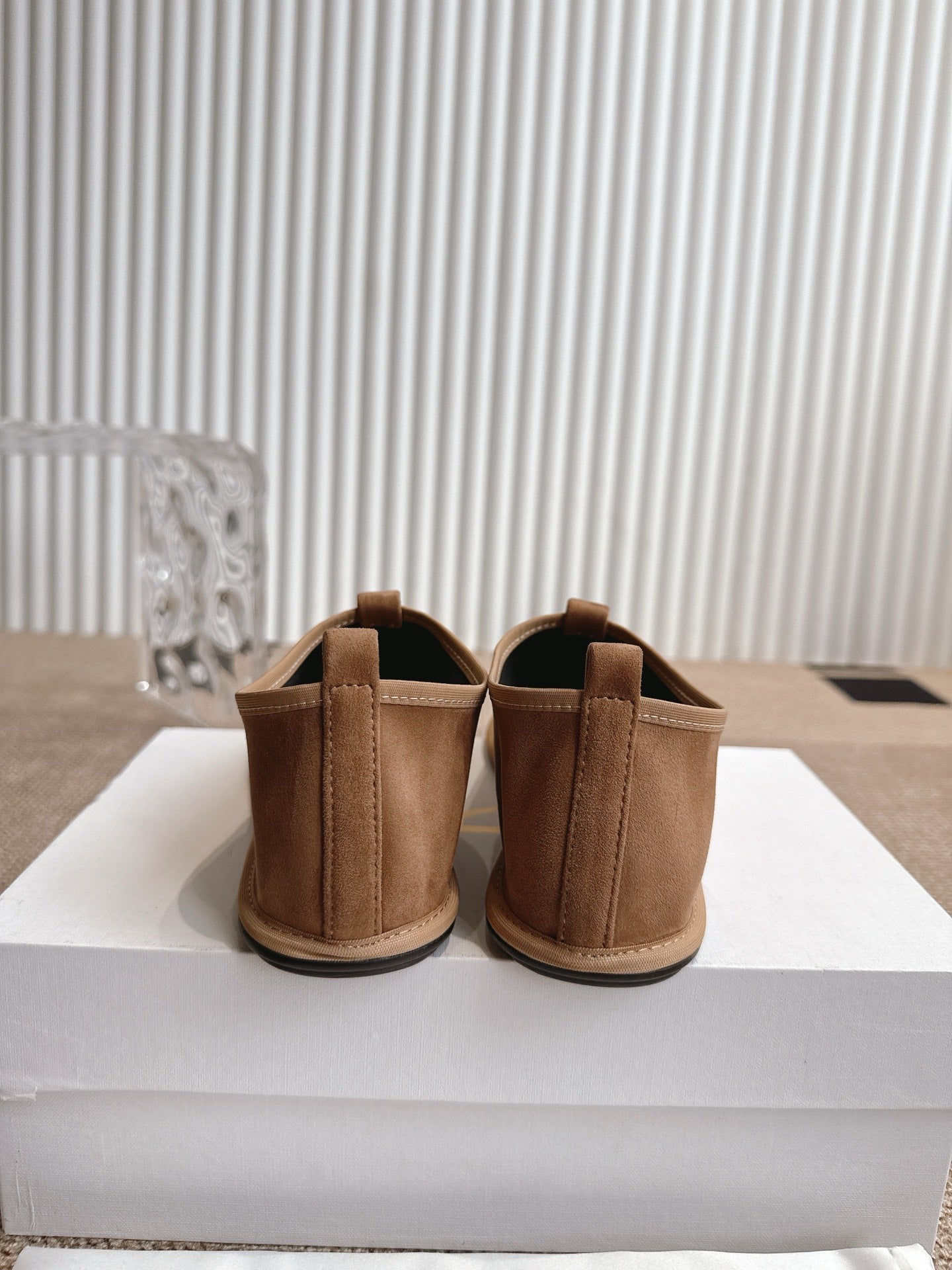 The Row 25ss Flat Shoes Light Brown Suede 443301