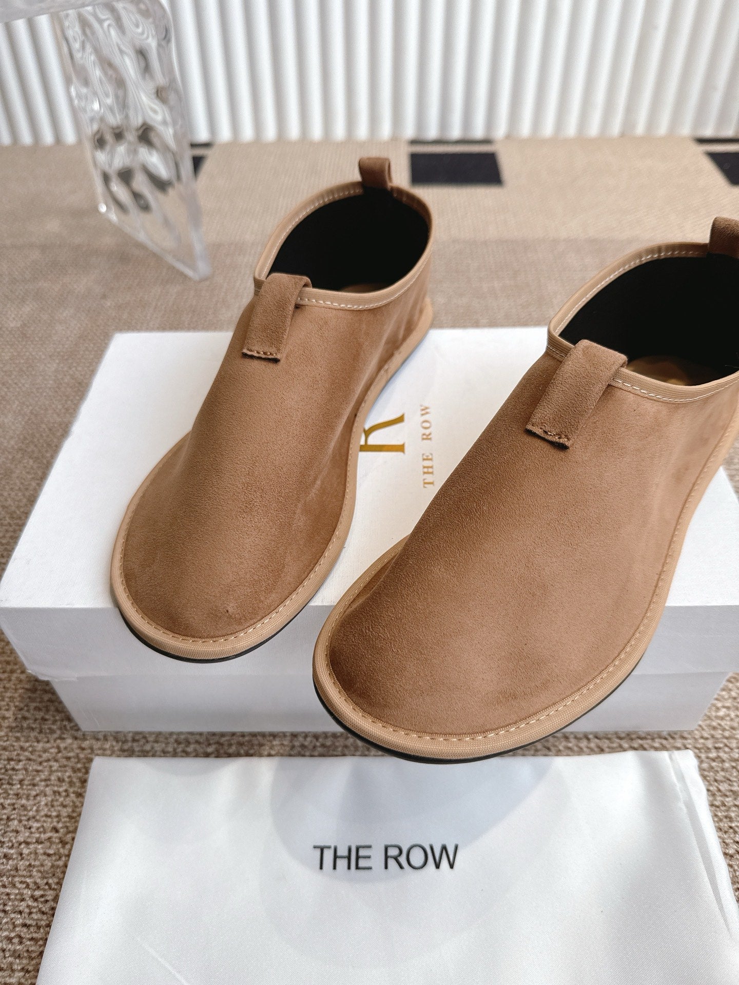 The Row 25ss Flat Shoes Light Brown Suede 443301