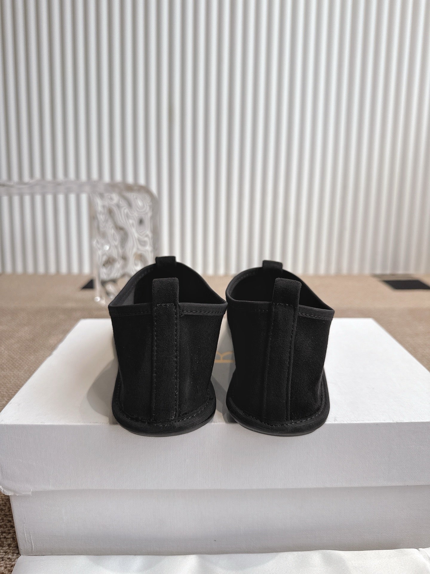 The Row 25ss Flat Shoes Black  Suede 443300