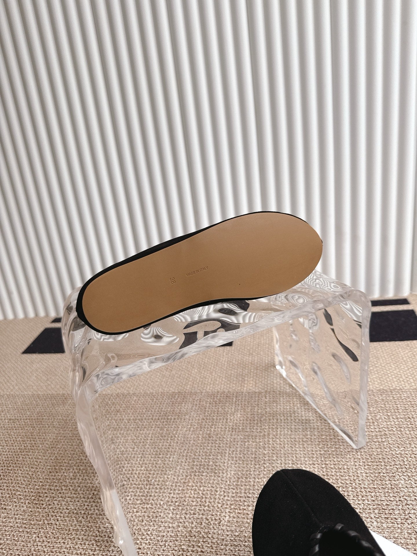 The Row 25ss Ballet Flat Black Nubuck Leather 443305
