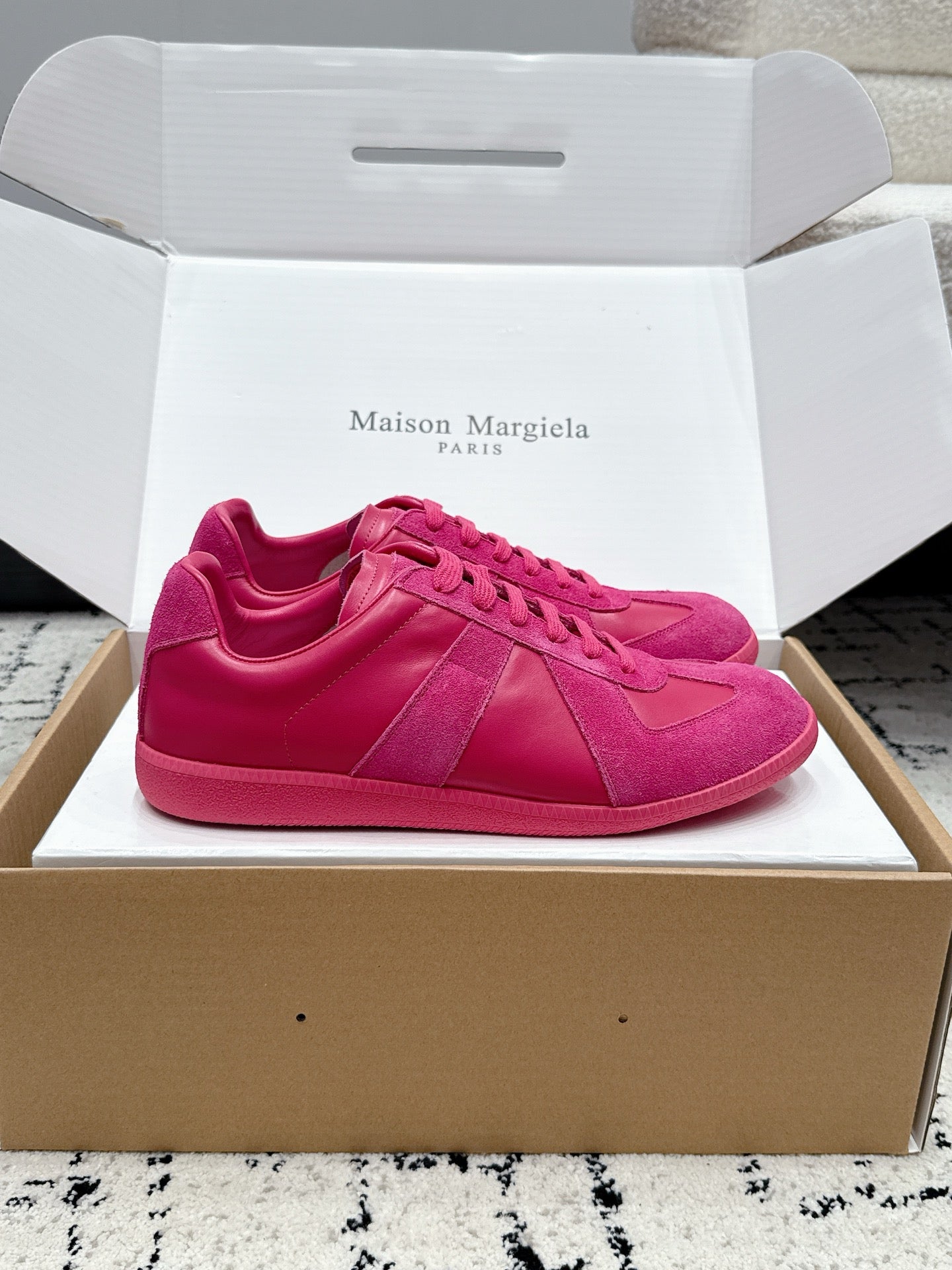 MM6 Replica Casual Sneaker Hot Pink Sheepskin Suede 881189