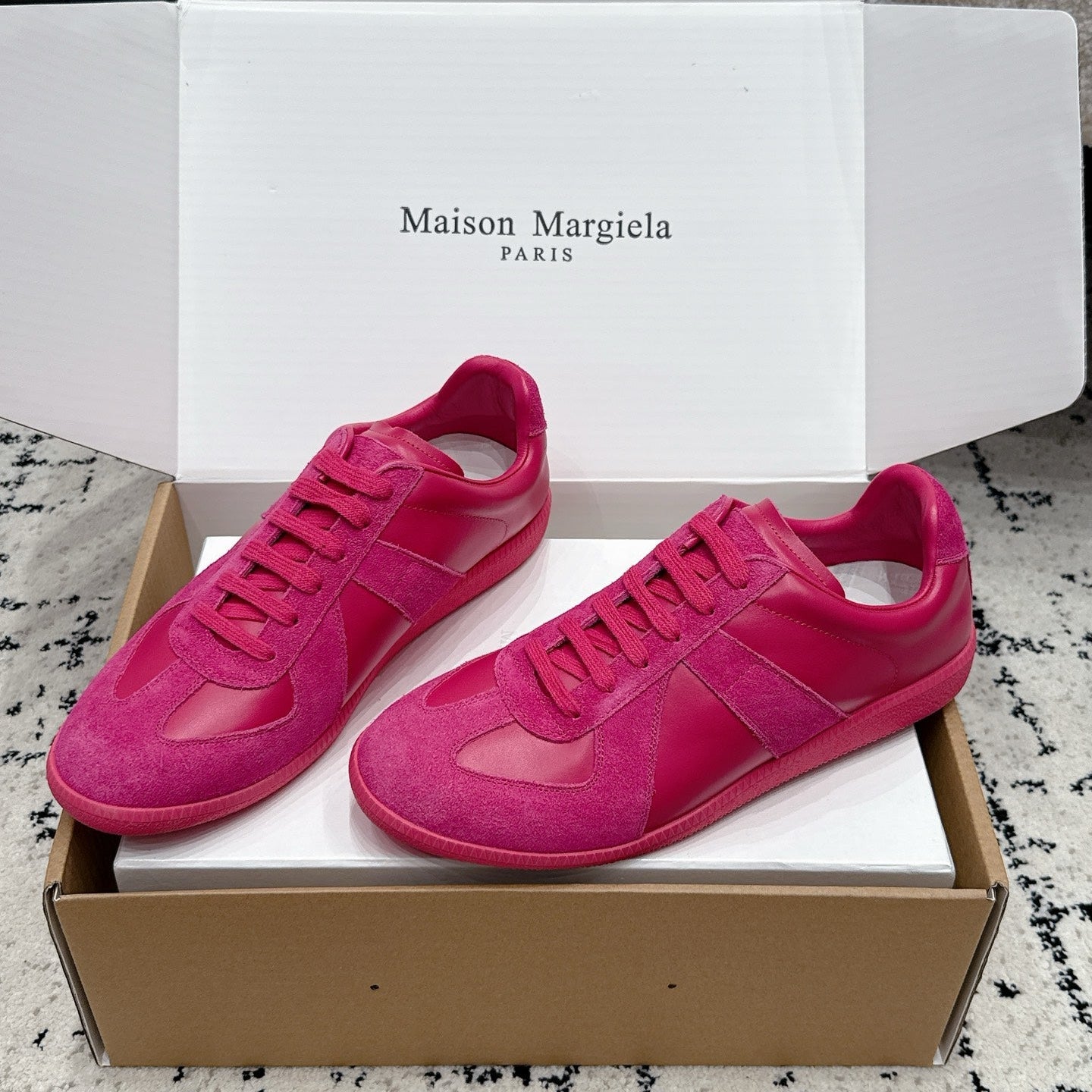 MM6 Replica Casual Sneaker Hot Pink Sheepskin Suede 881189