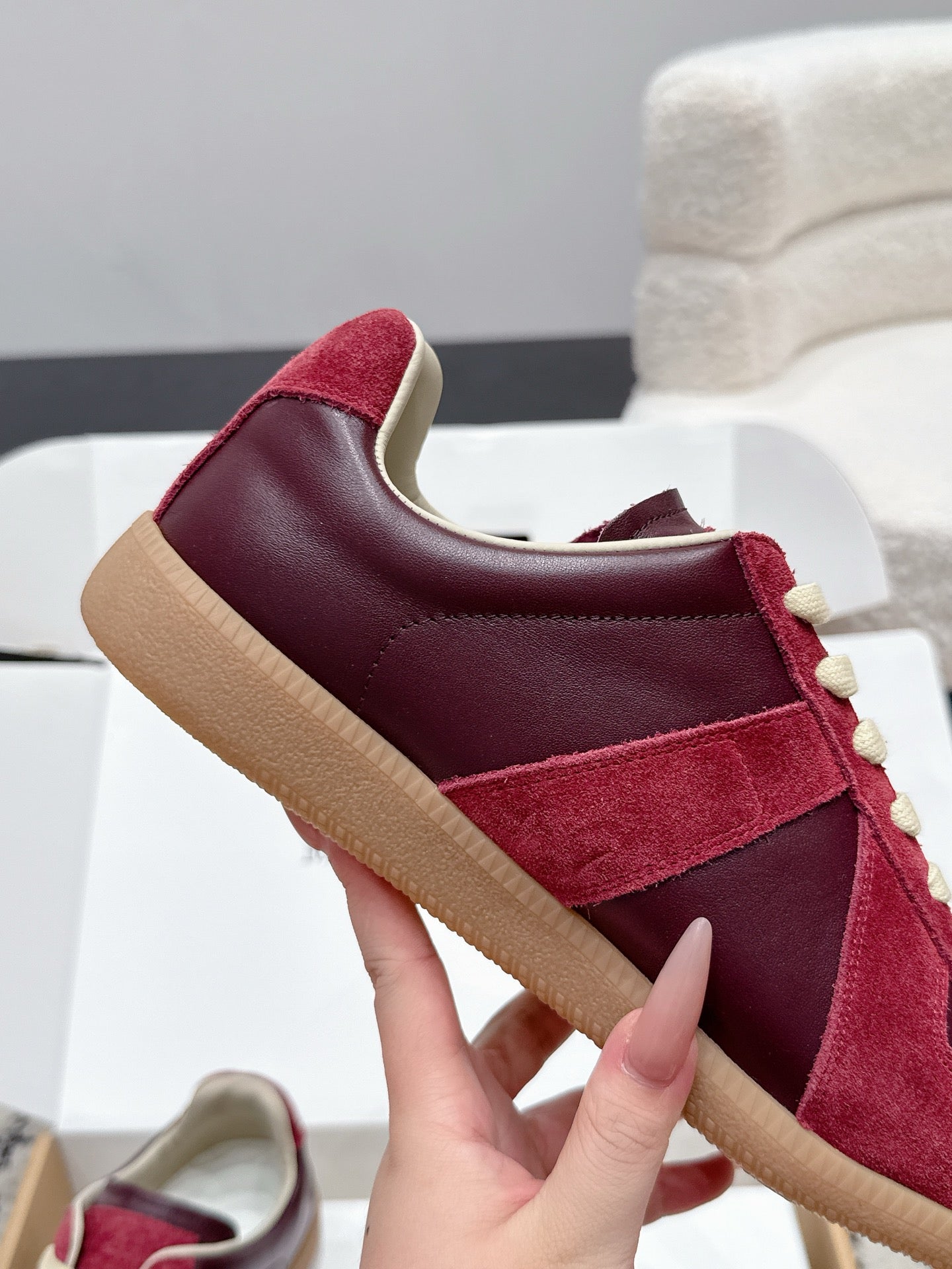 MM6 Replica Casual Sneaker Red Burgundy Sheepskin Suede 881196
