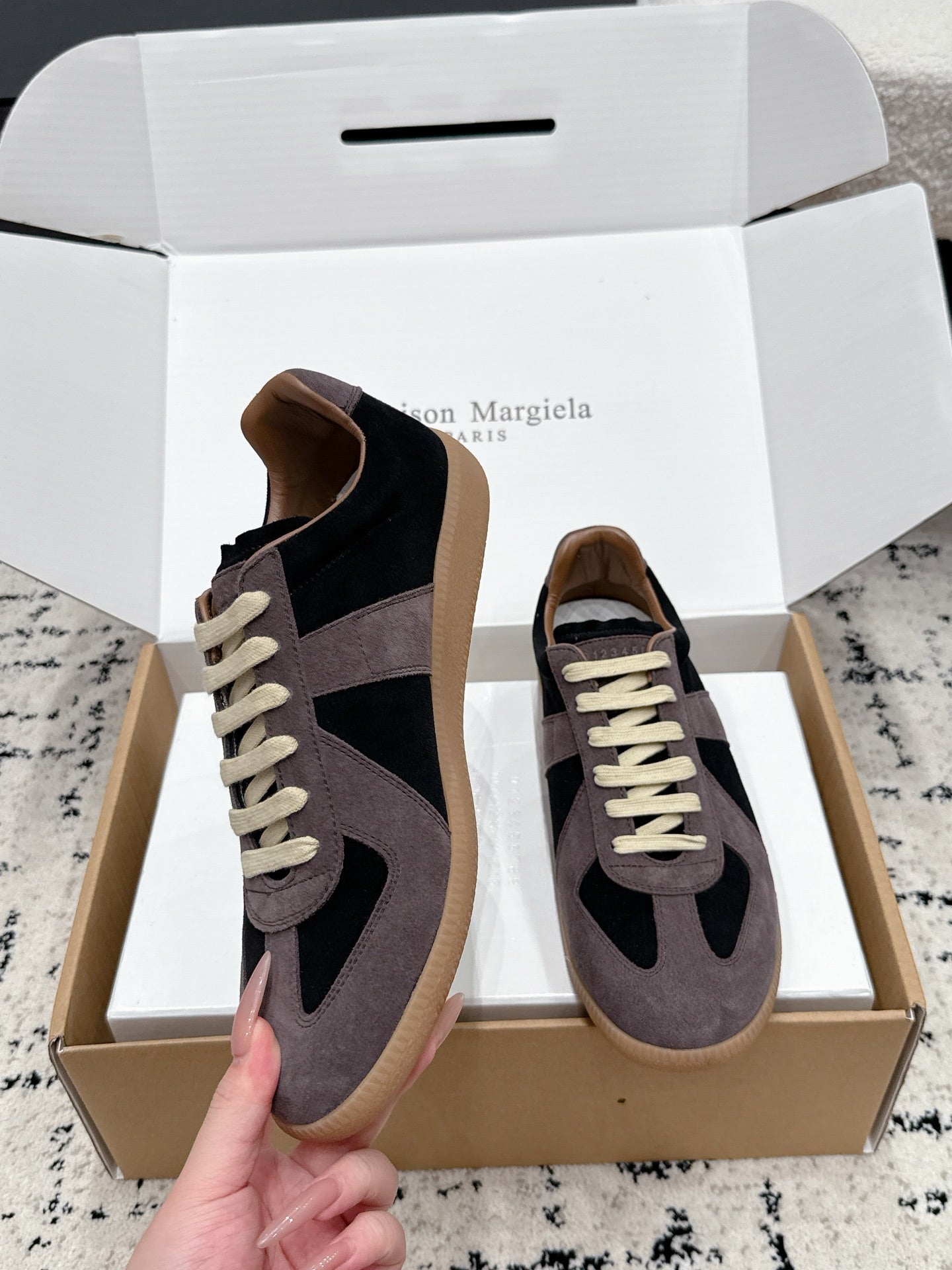 MM6 Replica Casual Sneaker Coffee Black Suede 881198