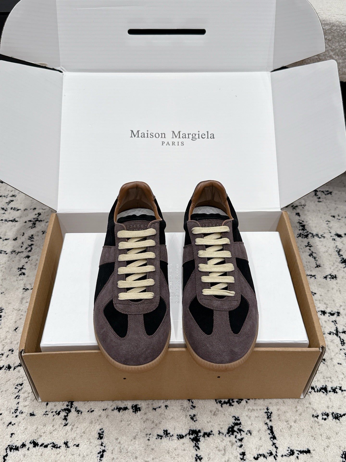 MM6 Replica Casual Sneaker Coffee Black Suede 881198