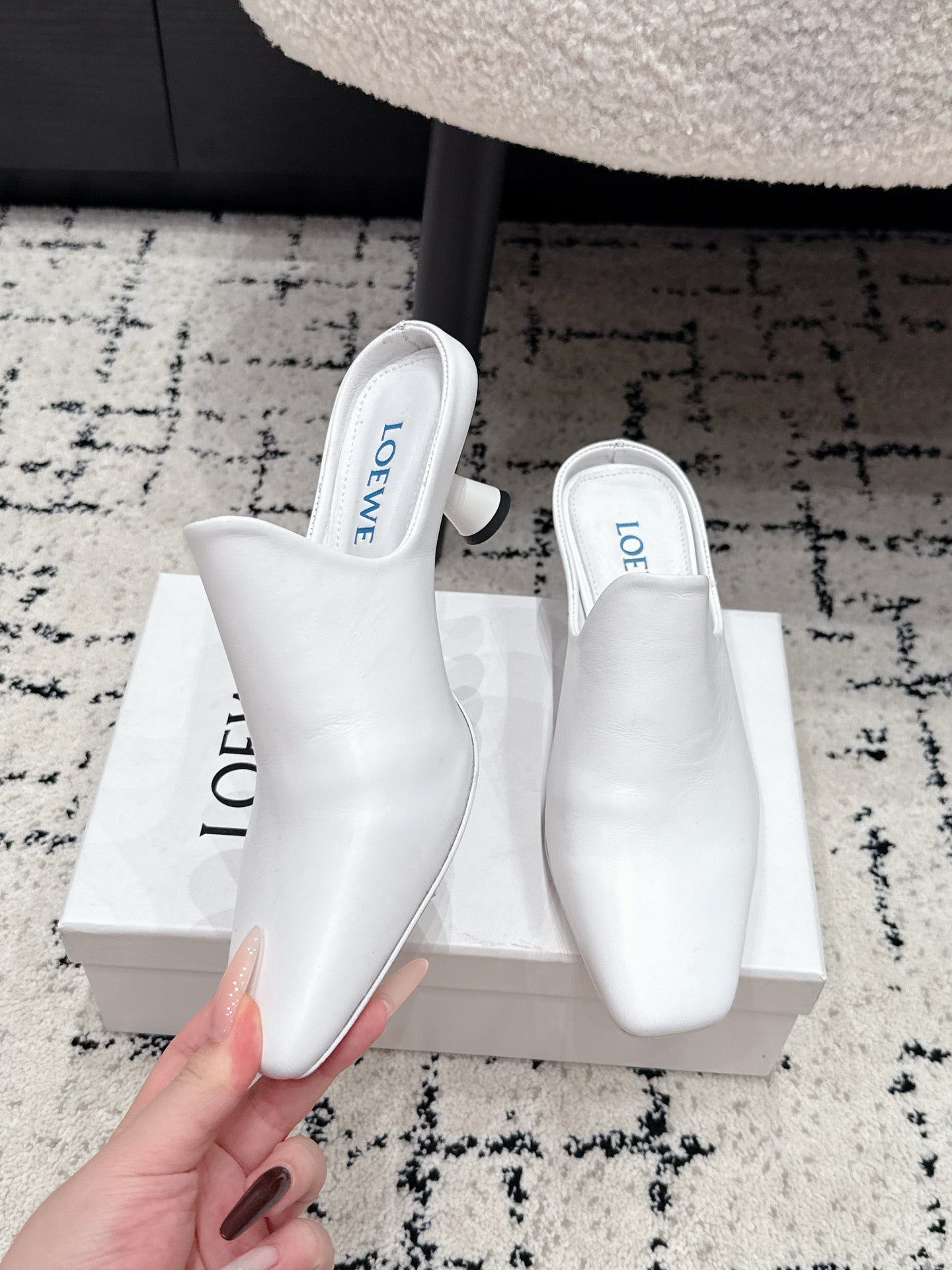 Loewe Emily Mule White Lambskin 880824