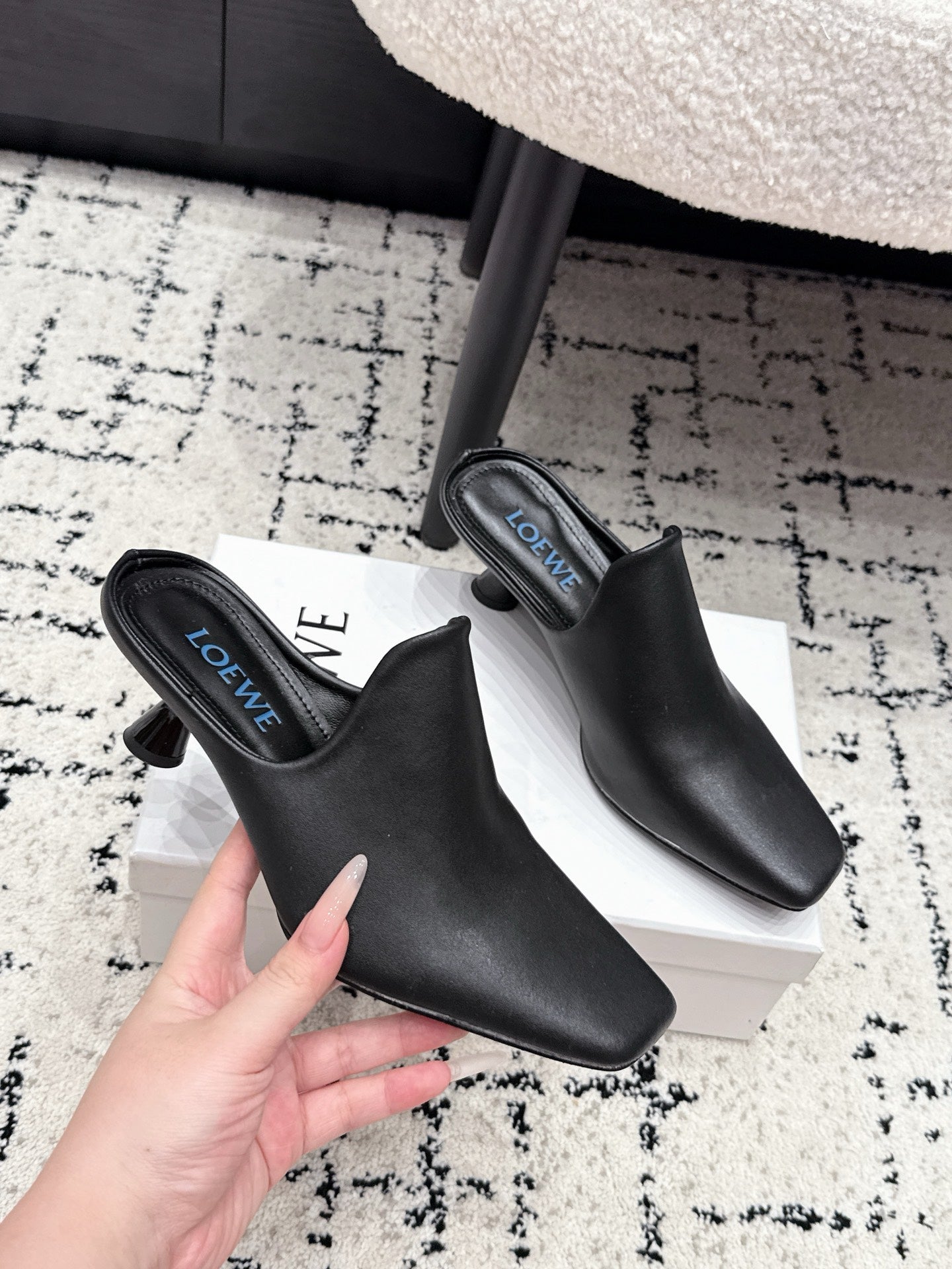Loewe Emily Mule Black Lambskin 880825