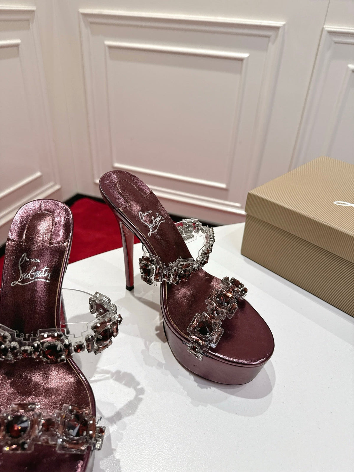 CL 26s Solo Zee Platform Sandals 16cm Plum Metallic Leather 912435