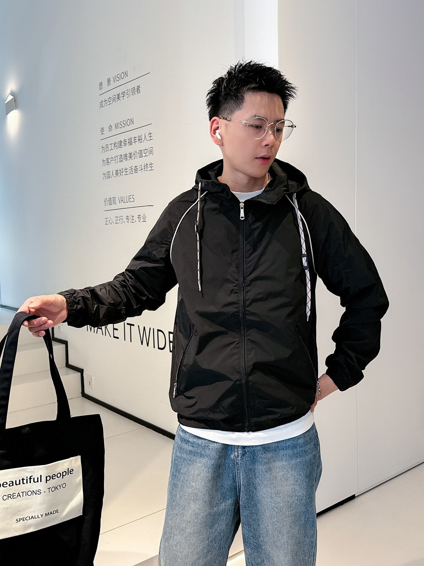 Gucci Men’s Jacket Black Nylon Satin