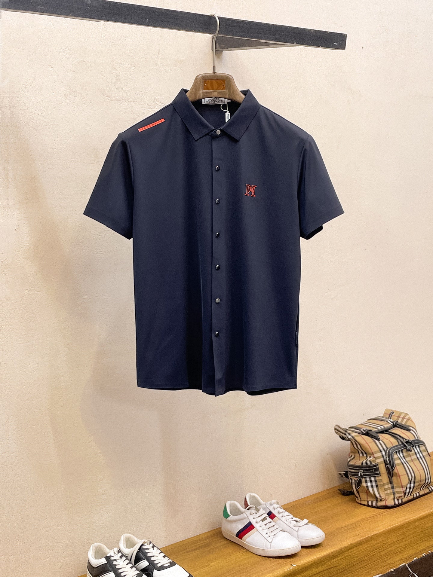 HM Men Short-Sleeve Polo Shirt Black Silk