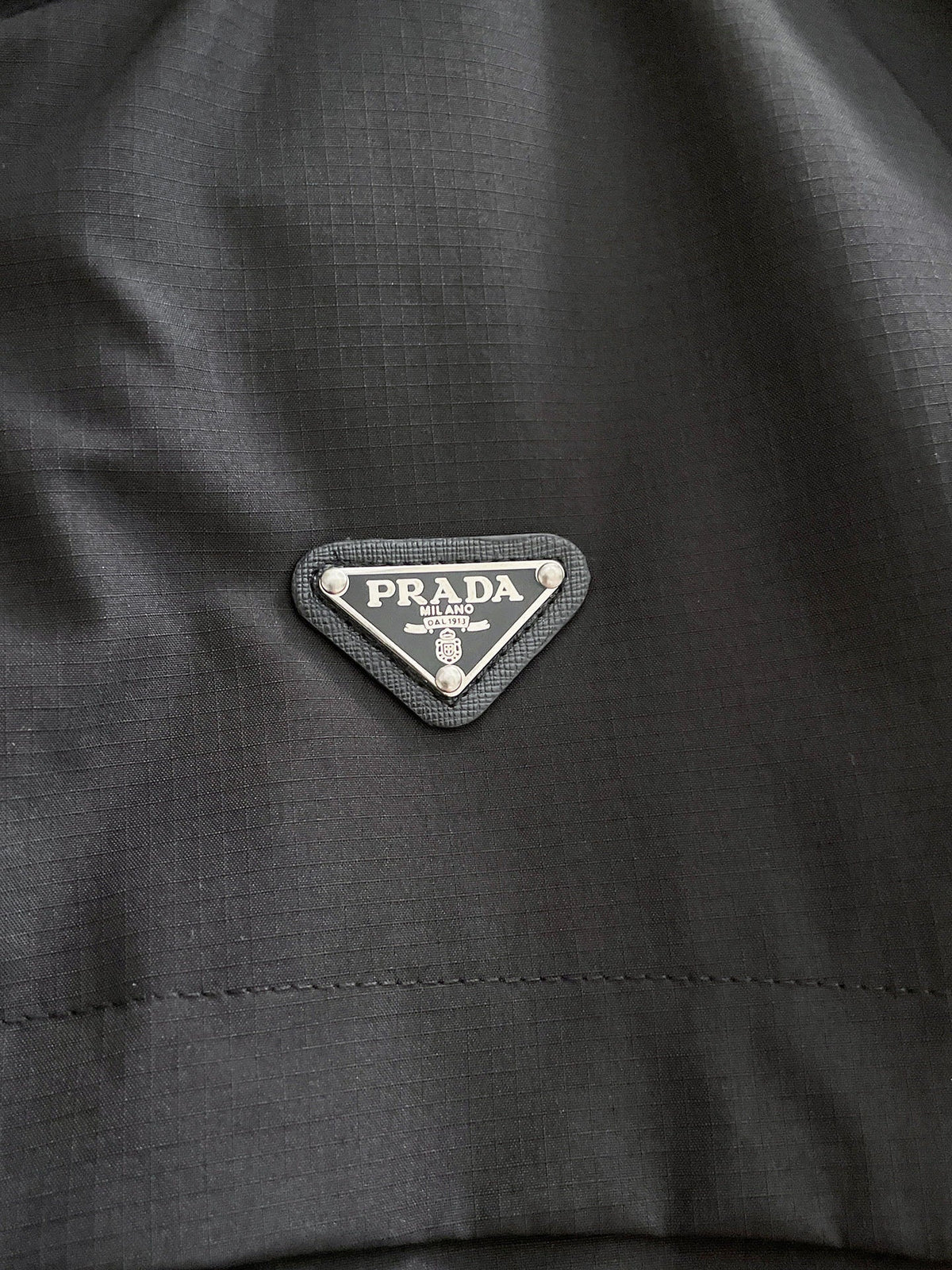 Prada 26s Men Hooded Windbreaker Jacket Enamelled Triangle Logo 391852