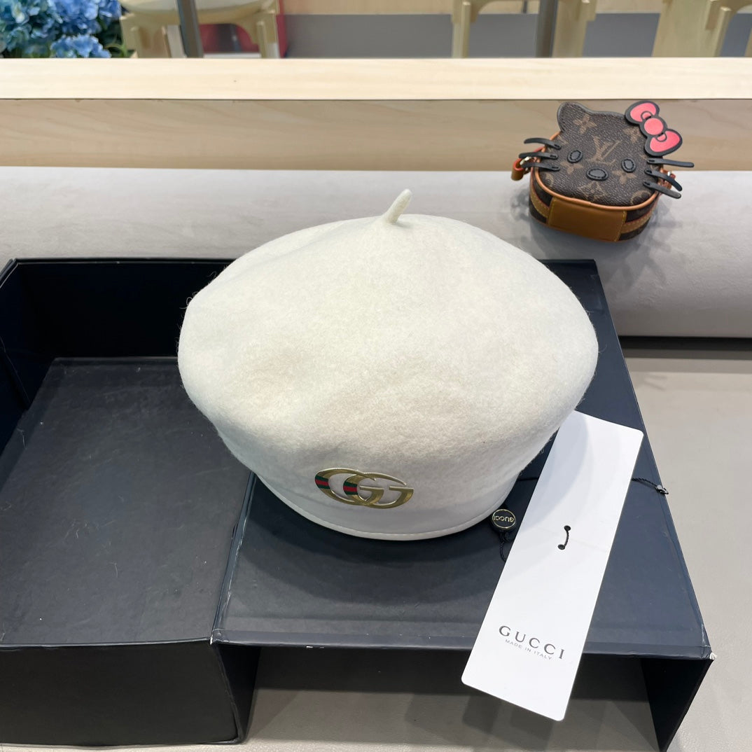 BERET HAT IN WHITE WOOL 406971