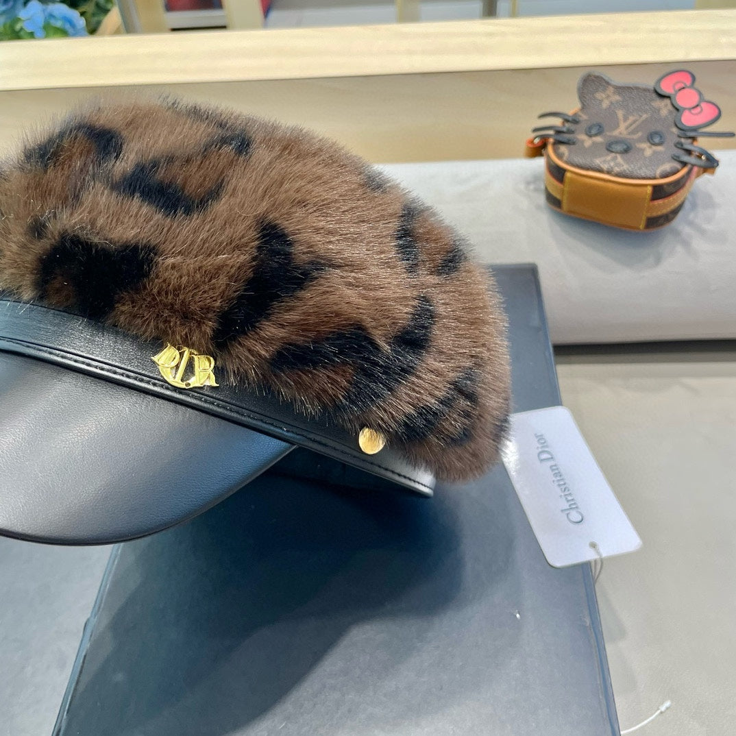 BAKER BOY HAT IN BROWN MINK FUR 438088