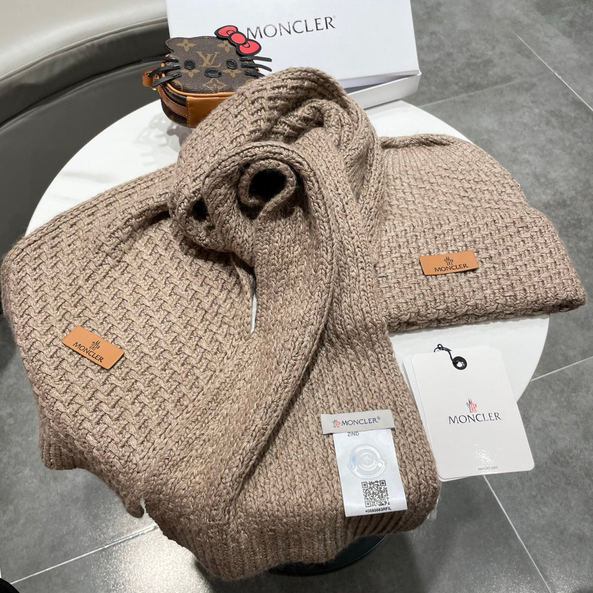 MC 26s Winter Knit Set Taupe Wool 499293