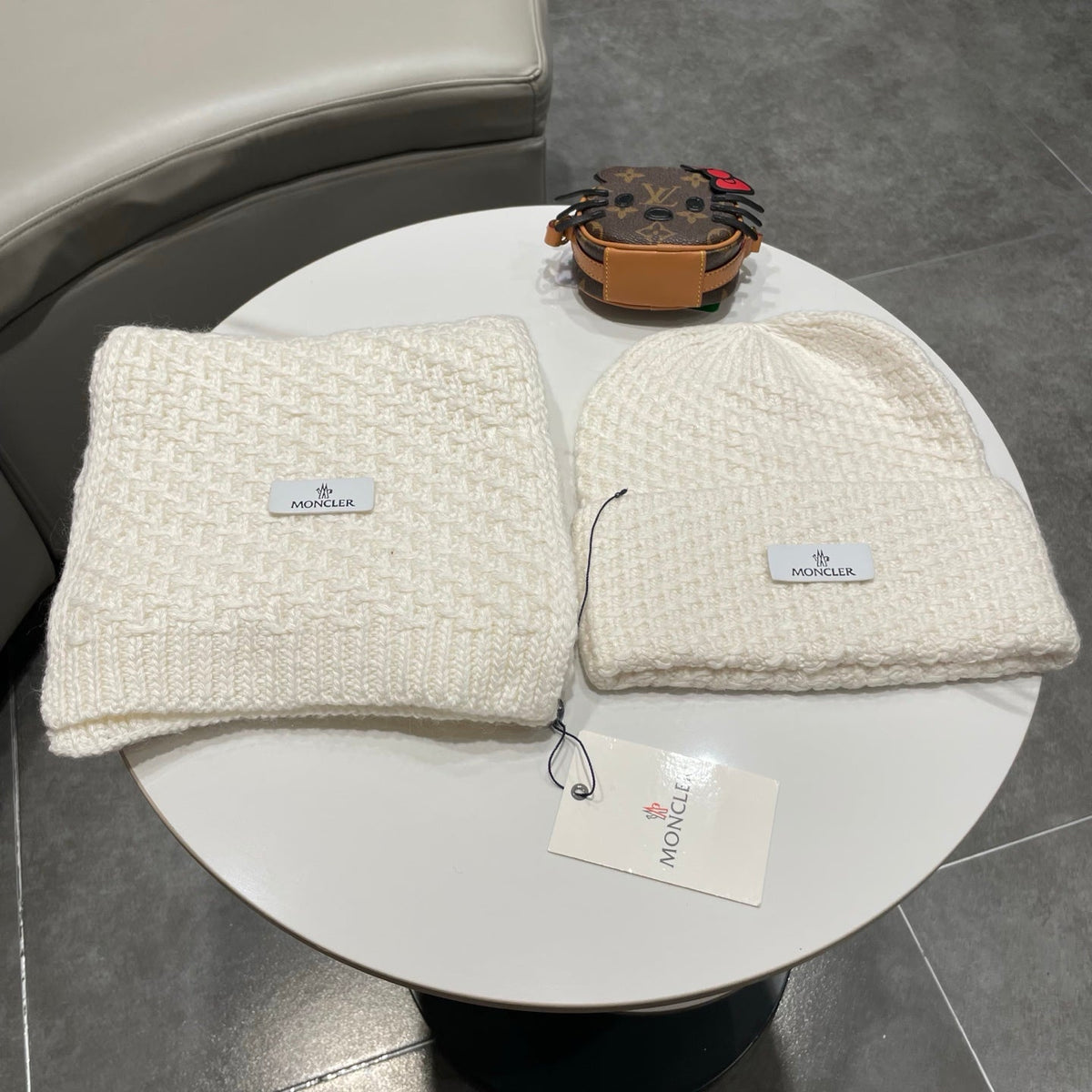 MC 26s Winter Knit Set Cream White Wool 499295