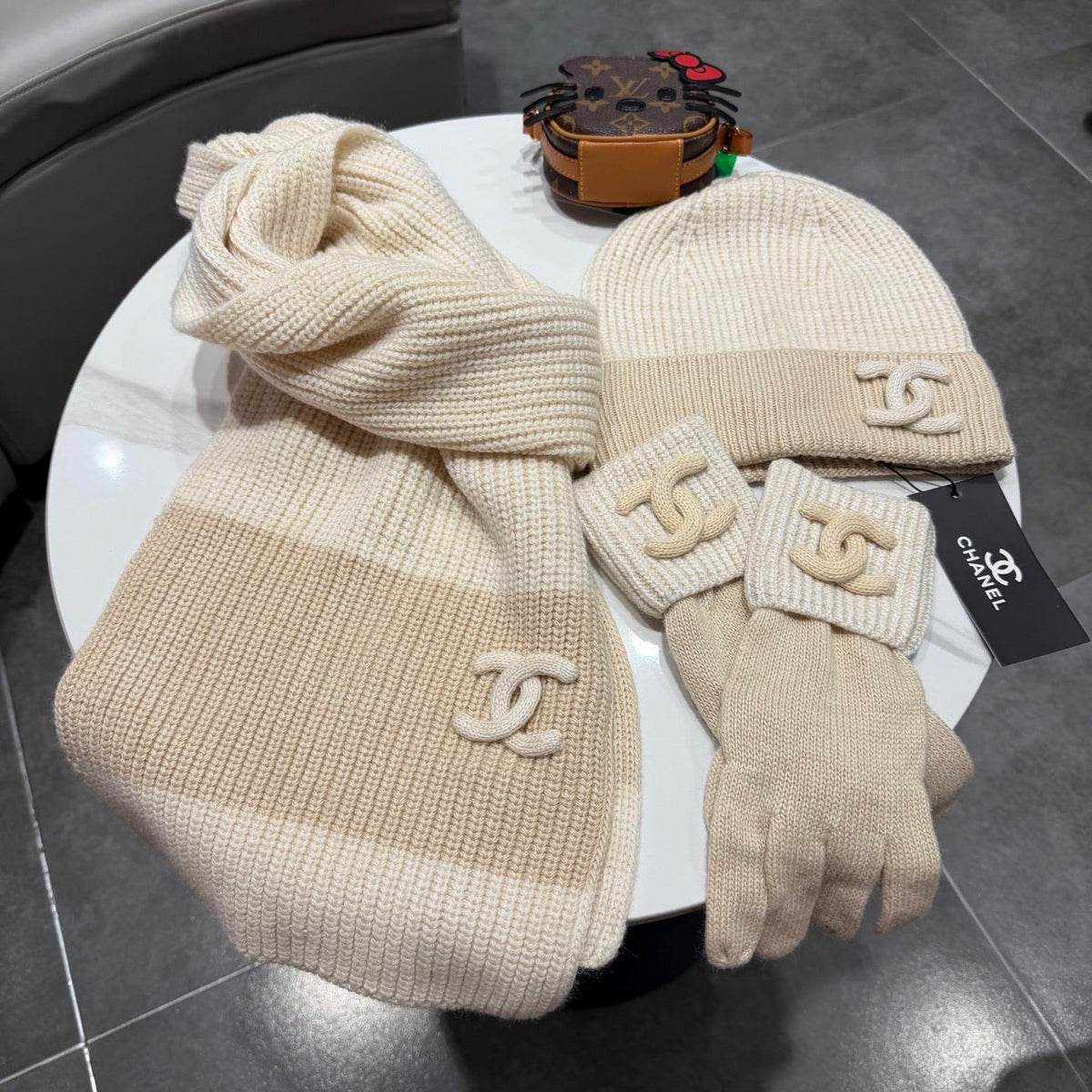 CC 26s Winter Knit Set Cream Beige Wool 499455