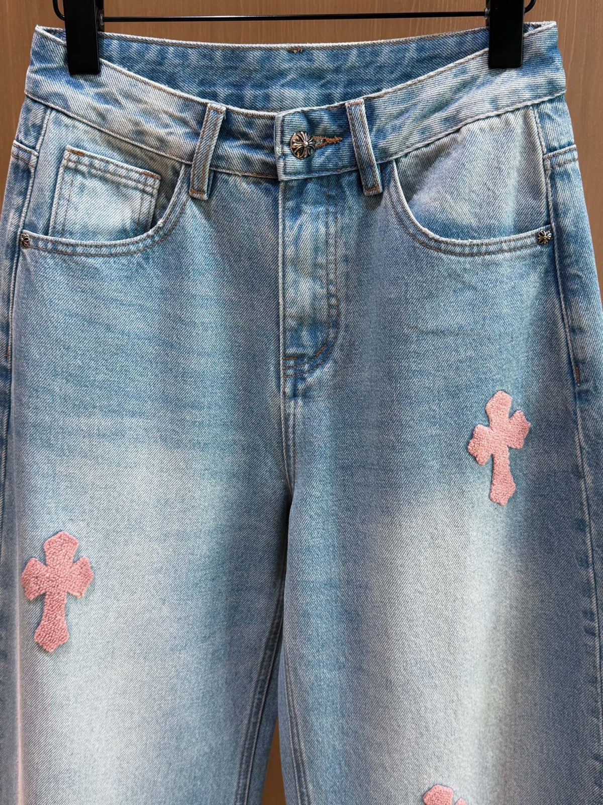 Chrome Hearts 26s Light Blue Pink Cross Patch Denim Wide-Leg Jeans 447670