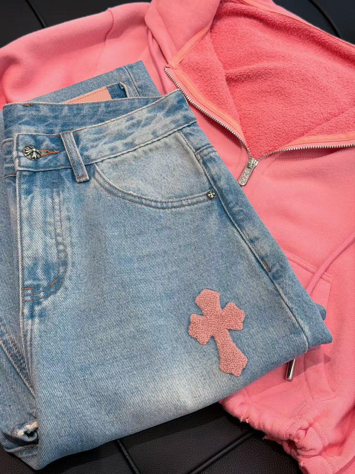 Chrome Hearts 26s Light Blue Pink Cross Patch Denim Wide-Leg Jeans 447670