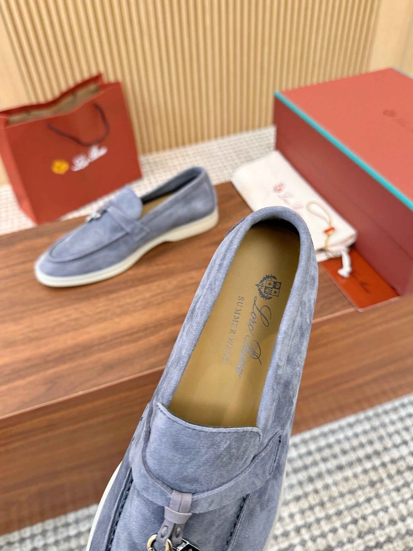 LP 26s Summer Charms Slipper Walk Suede 953314