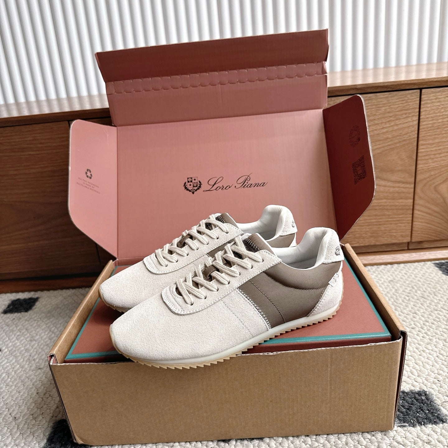 LP Fast Walk Sneaker White Olive Suede