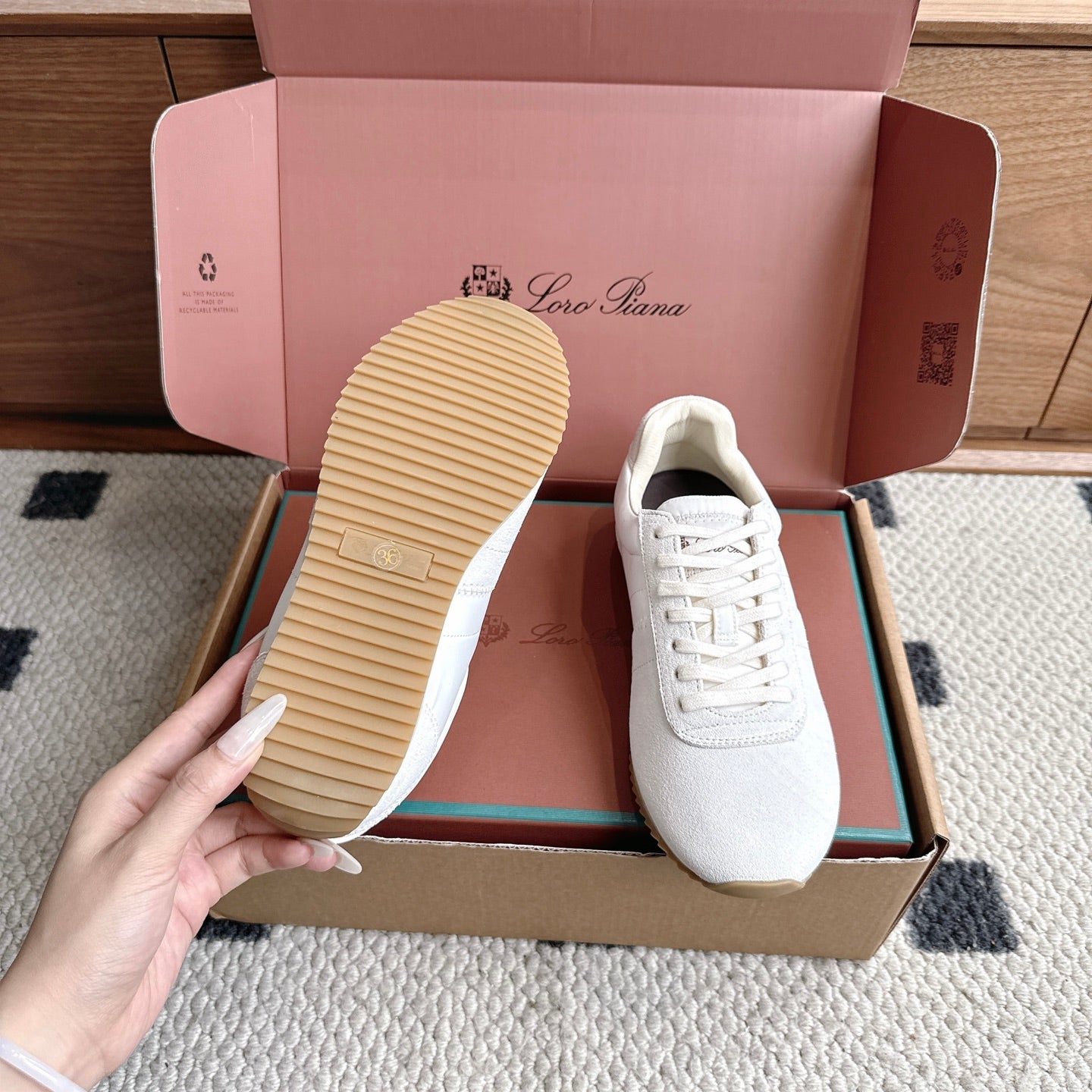 LP Fast Walk Sneaker White Suede 924589