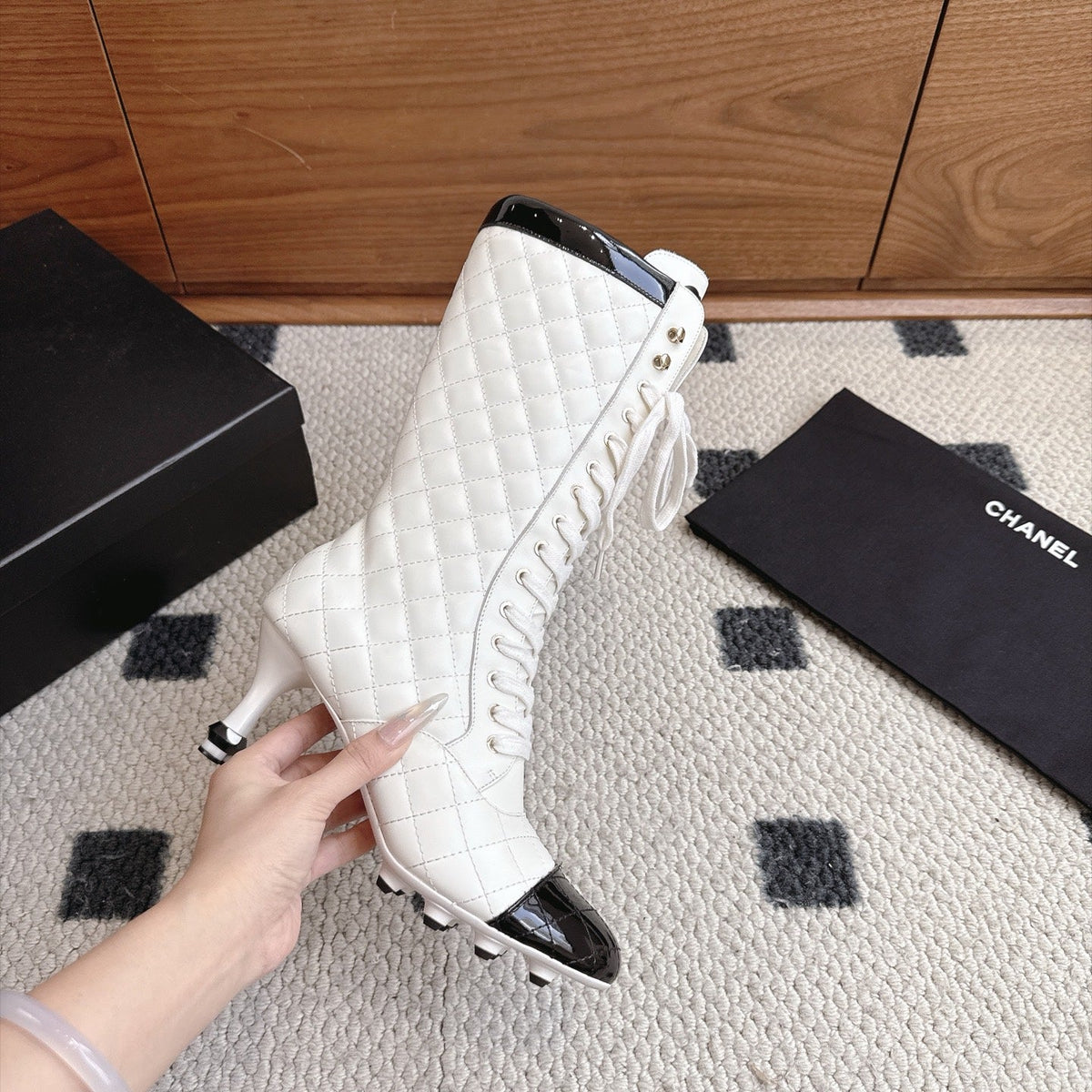 CC 26s Lace-Up Boots 6.5cm White Black Leather 118298