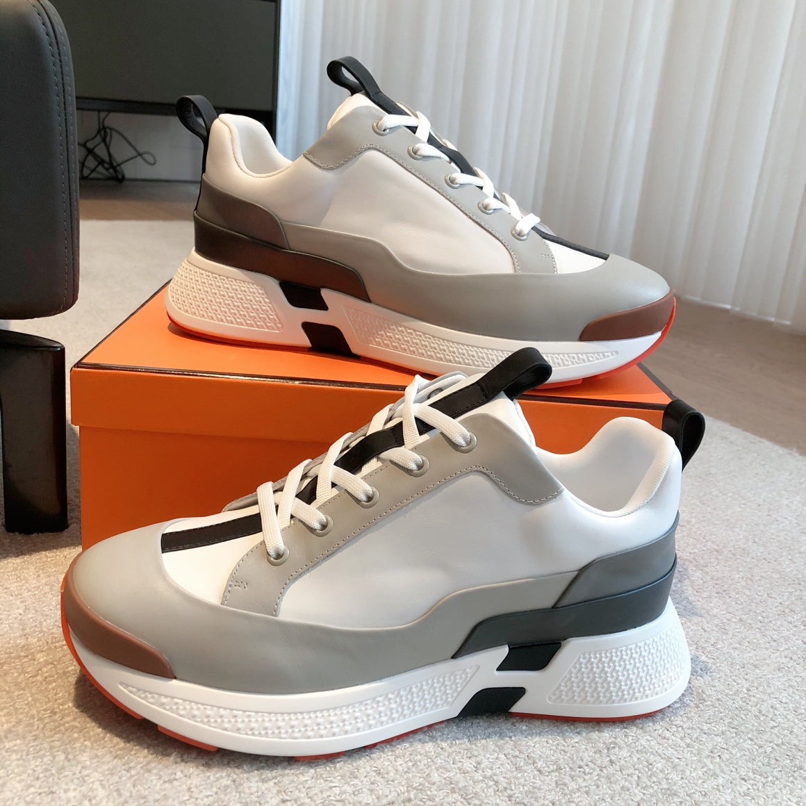 HM Hugo Sneakers White Grey Calfskin 933467