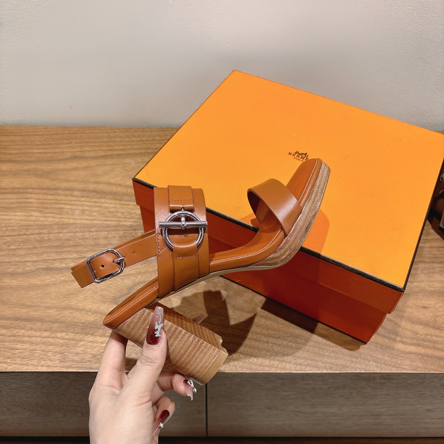 HM 26S Gigi 85 Sandal In Camel Brown Calfskin Silver Hardware