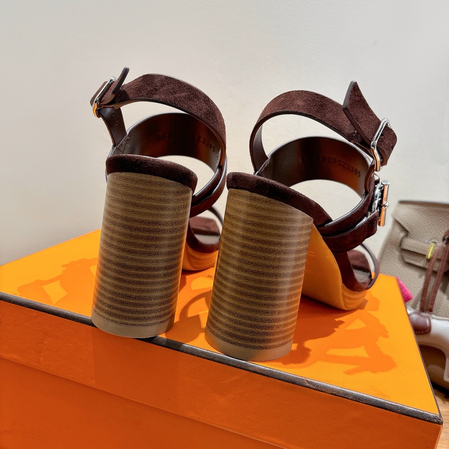 HM 26S Gigi 85 Sandal In Dark Brown Calfskin Silver Hardware