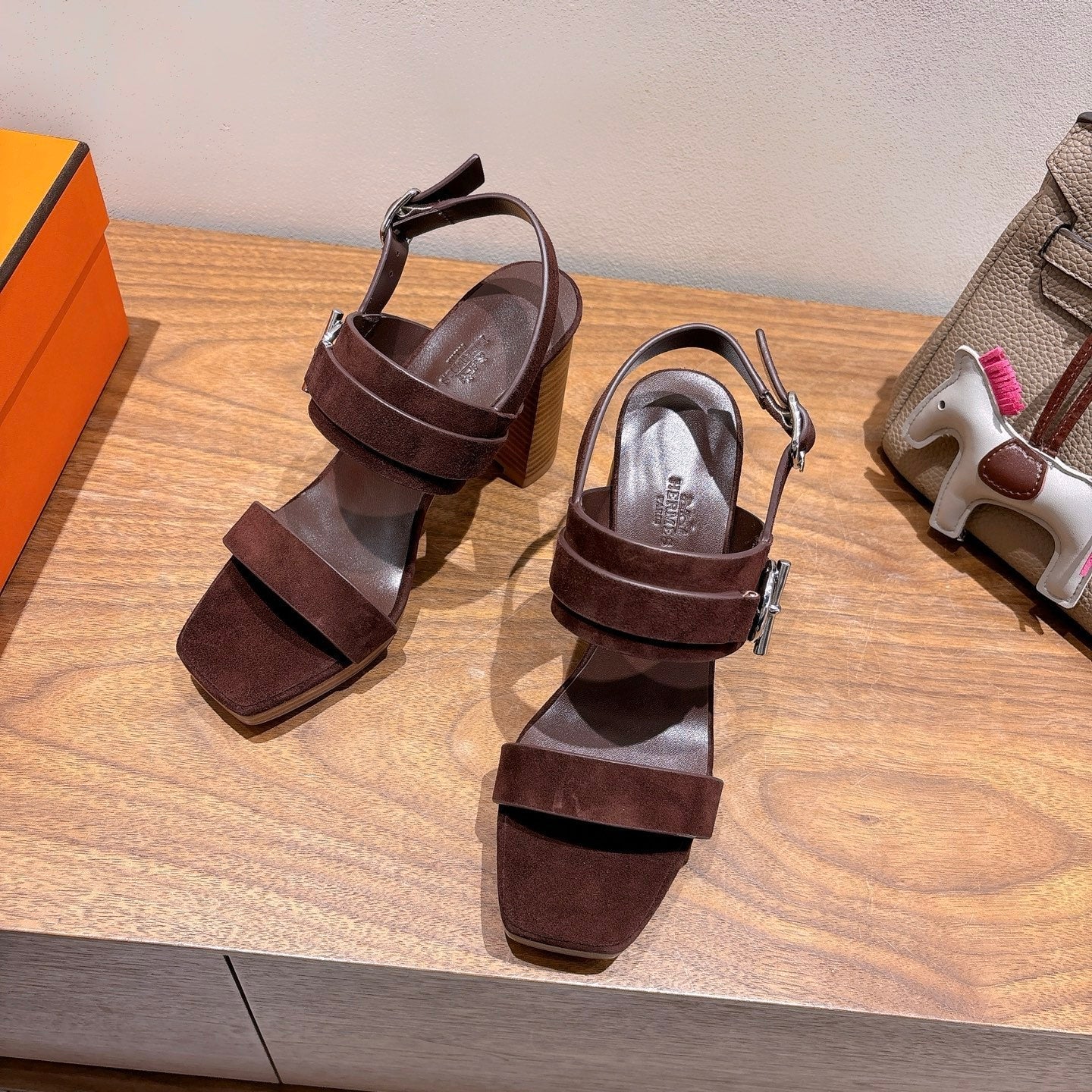 HM 26S Gigi 85 Sandal In Dark Brown Calfskin Silver Hardware