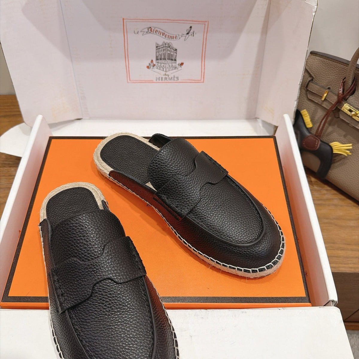 HM 26s Nil Espadrilles 1.5cm Black Leather 171353