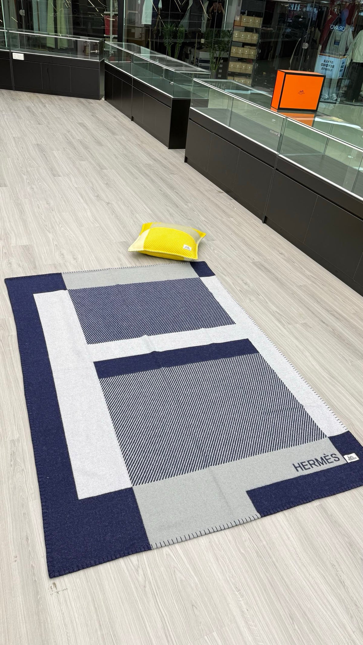 Hermes 26s Riviera Blanket 144x200cm Bleu Wool 528125
