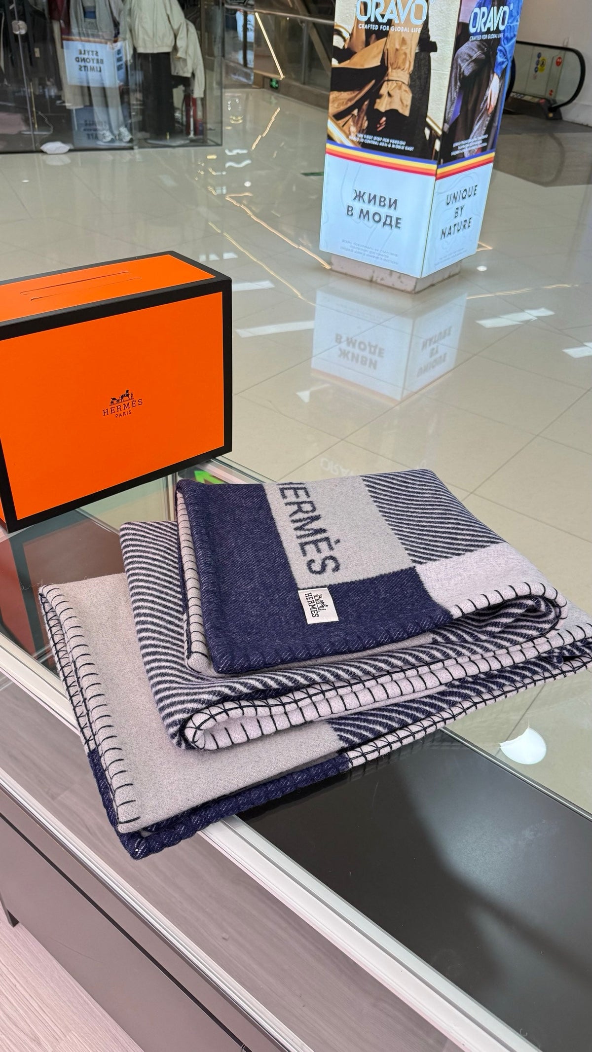 Hermes 26s Riviera Blanket 144x200cm Bleu Wool 528125