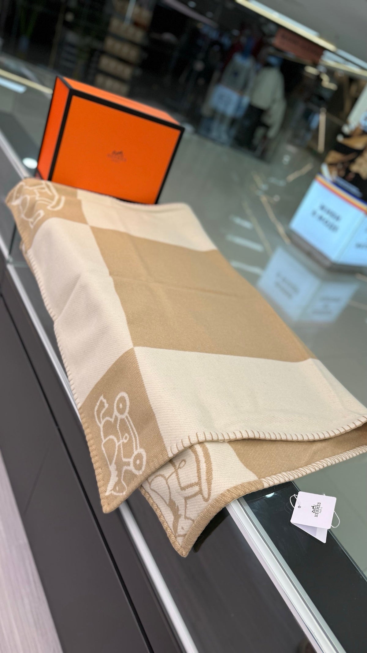 Hermes 26s Adada Avalon Blanket Khaki 528163