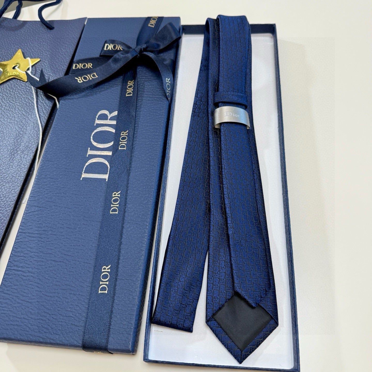 CD Tie Dark Blue Silk 330079