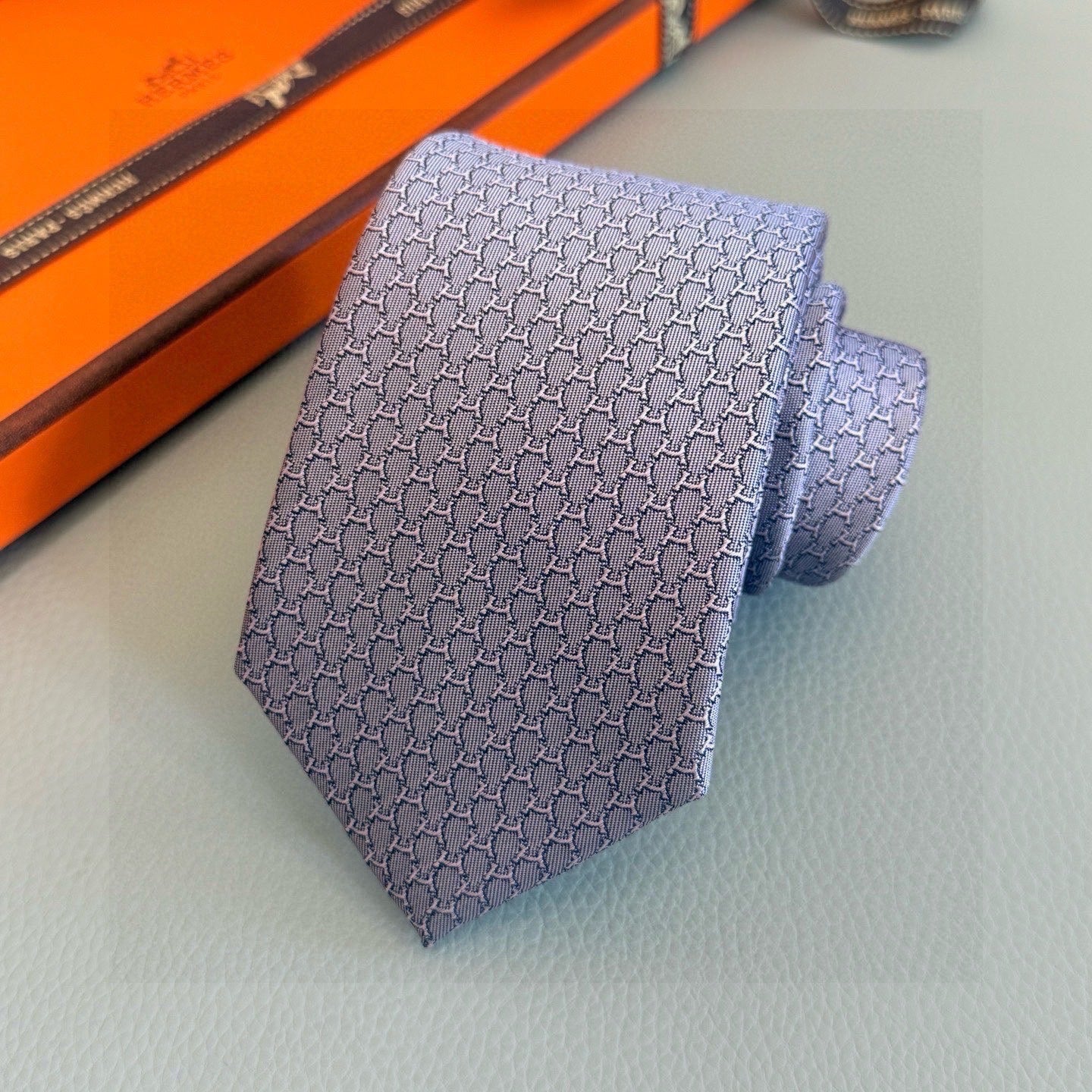 HM  Hilario Tie Light Purple Twill Silk 209998