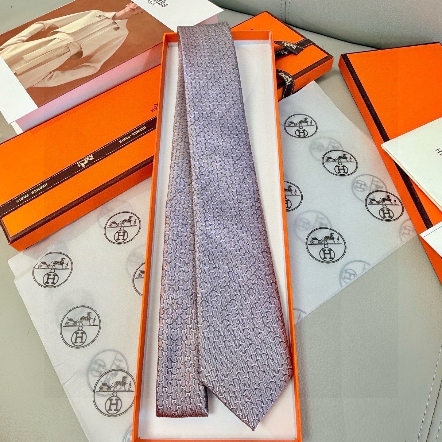 HM  Hilario Tie Light Purple Twill Silk 209998