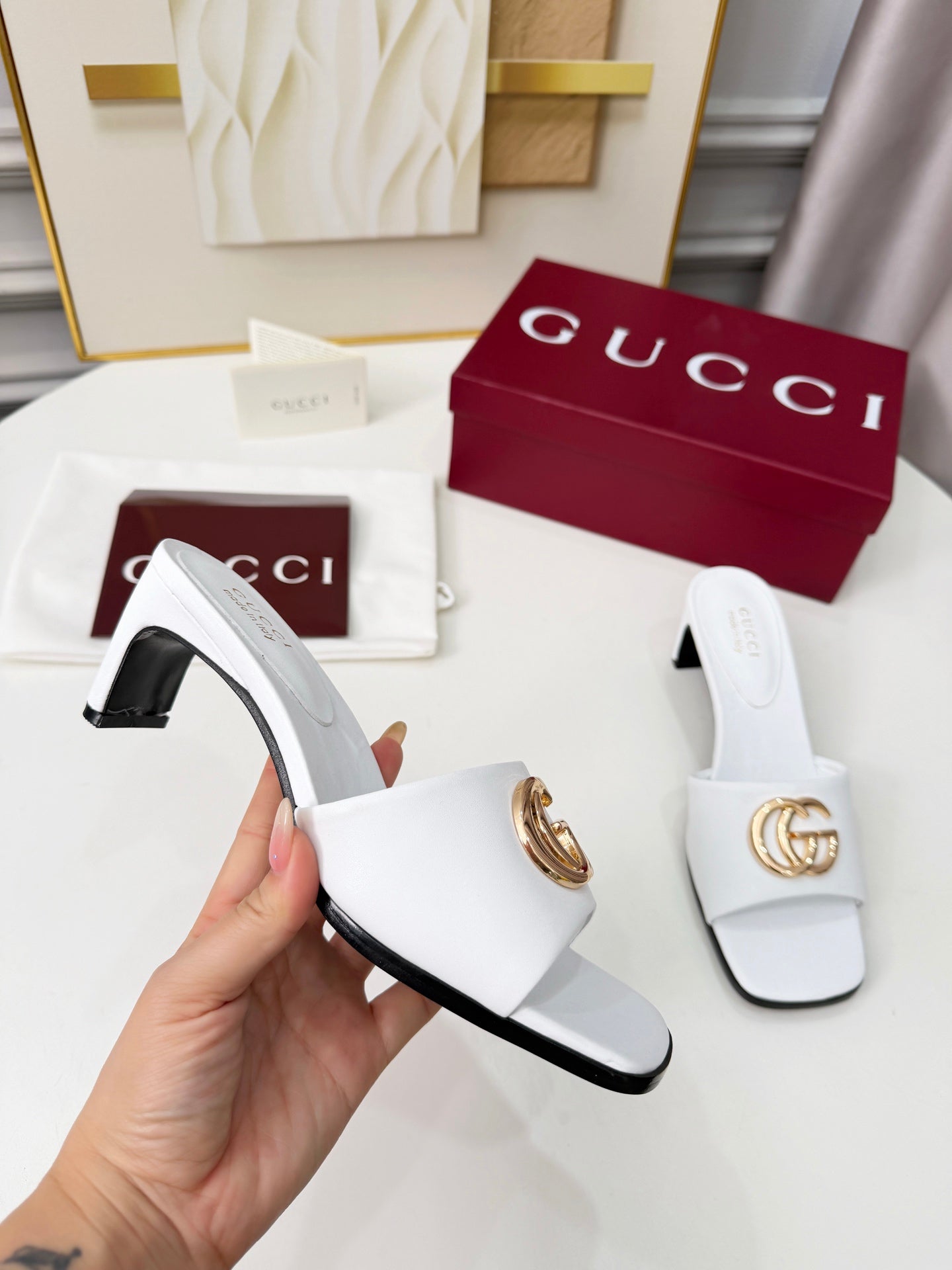 GG 2026 Early Spring Sandals White Sheepskin 688532