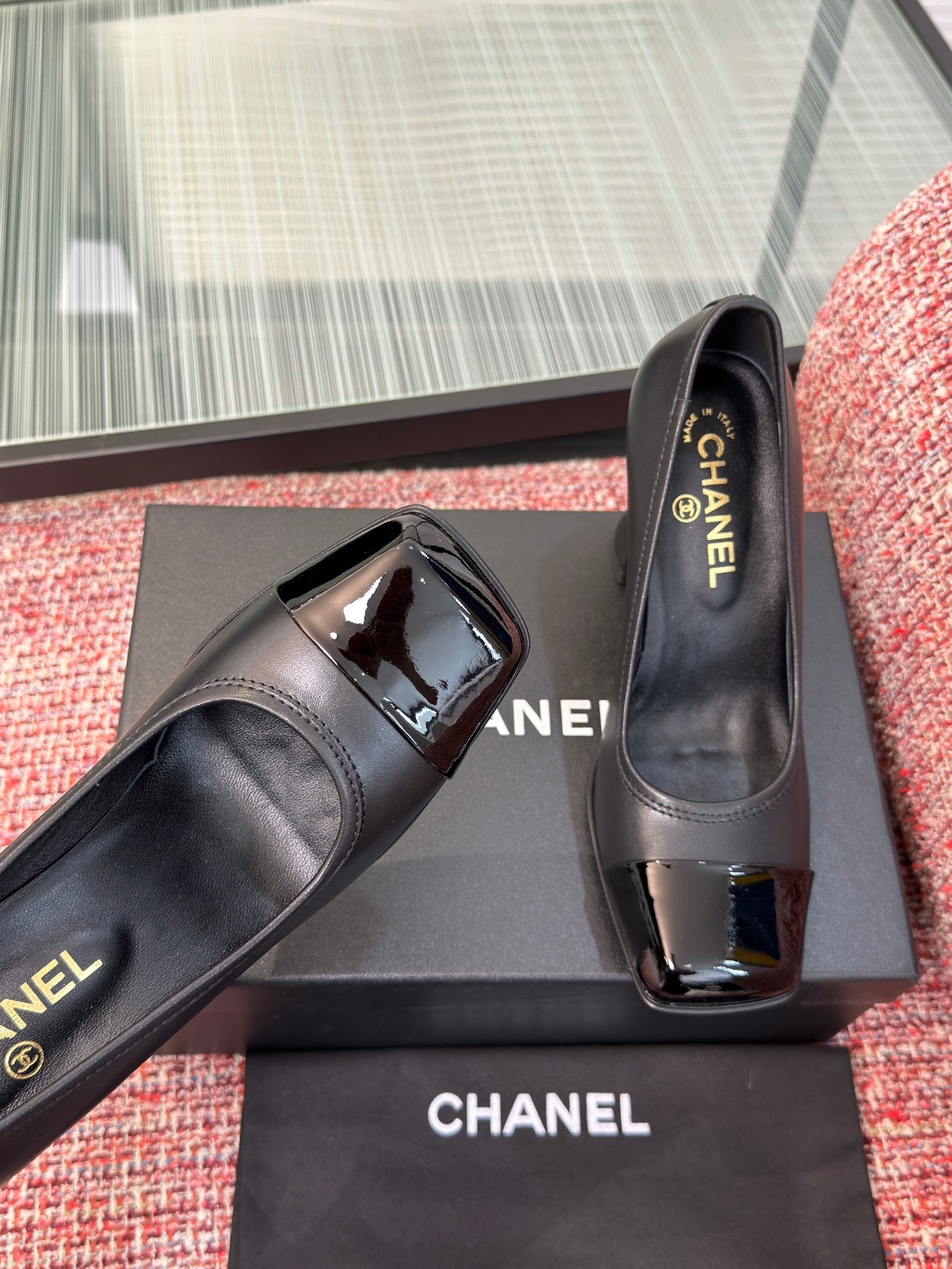 CC 26s Pumps Square Toe Block 8.5cm Black Lambskin 962955