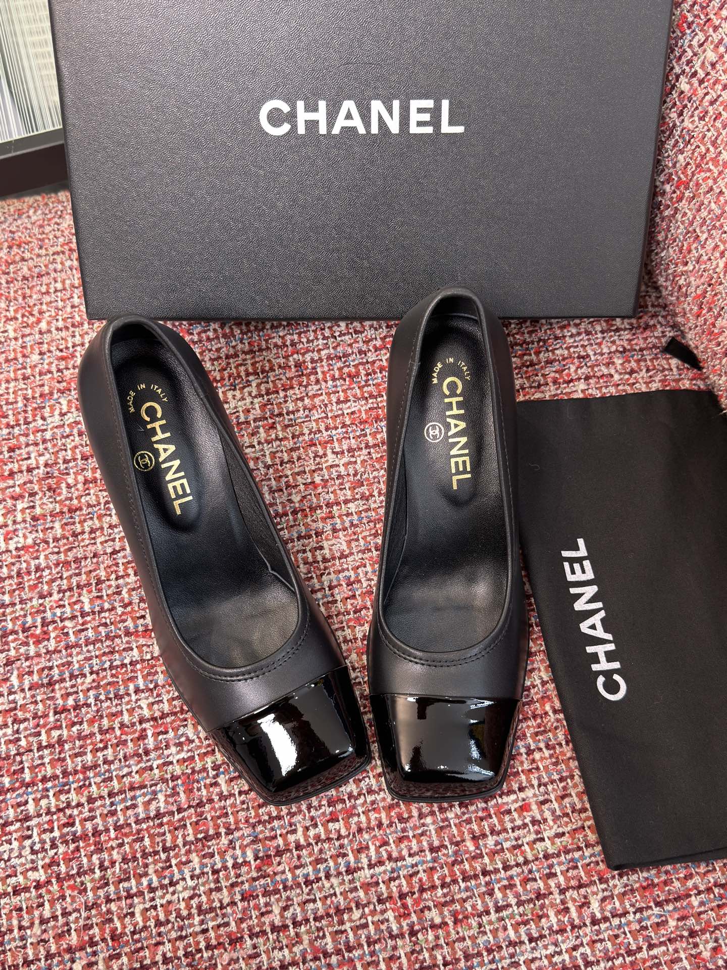 CC 26s Pumps Square Toe Block 8.5cm Black Lambskin 962955