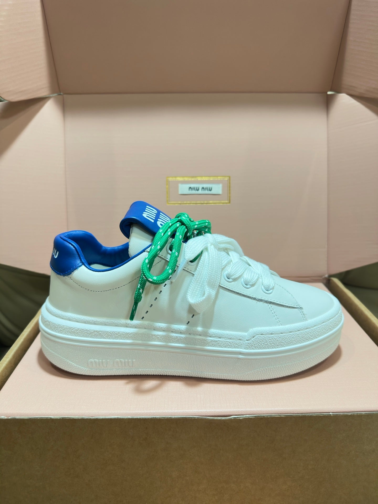 Miu Bleached Leather Sneakers White Blue Leather 940988