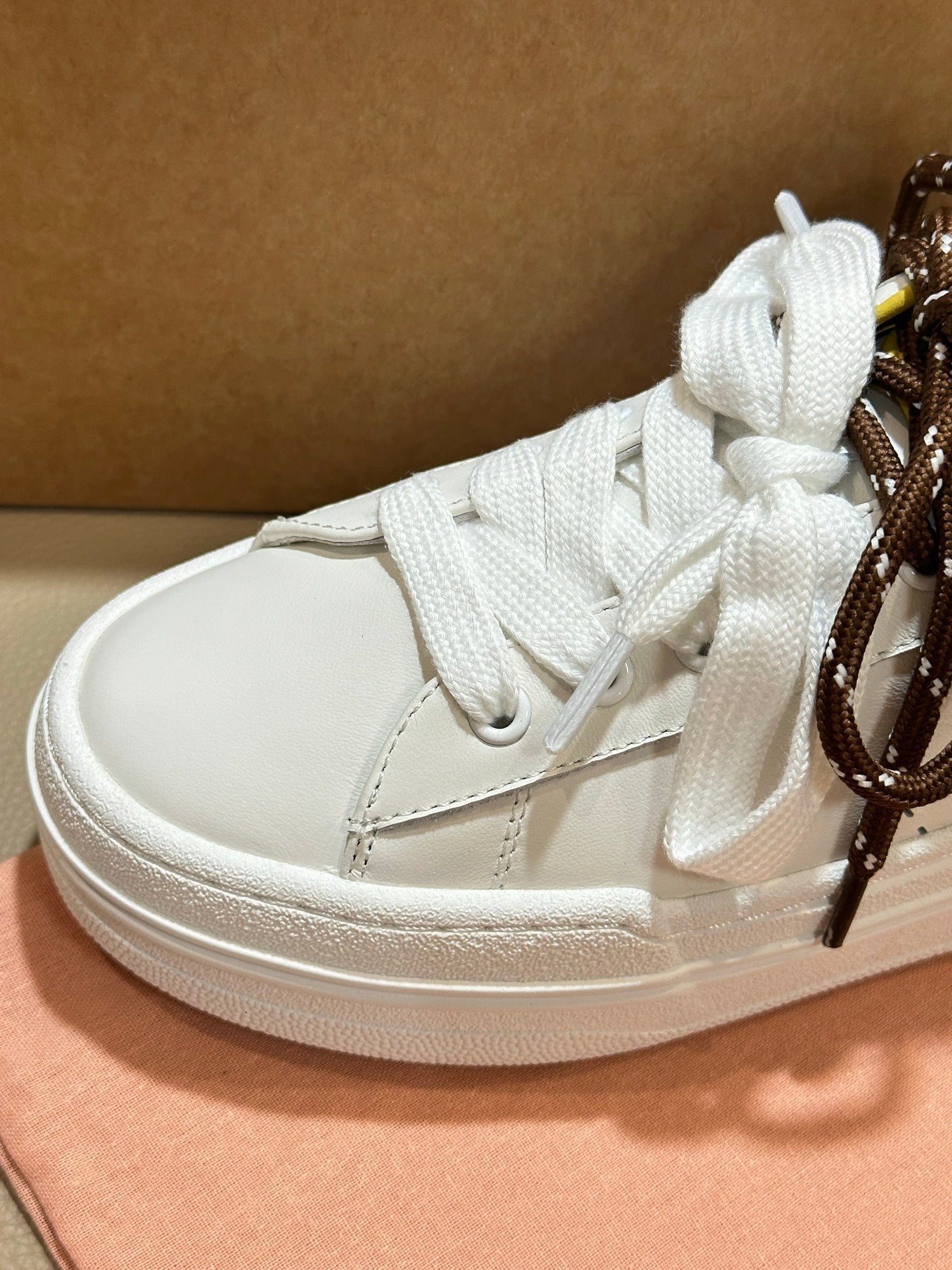 Miu Bleached Leather Sneakers White Yellow Leather 940989