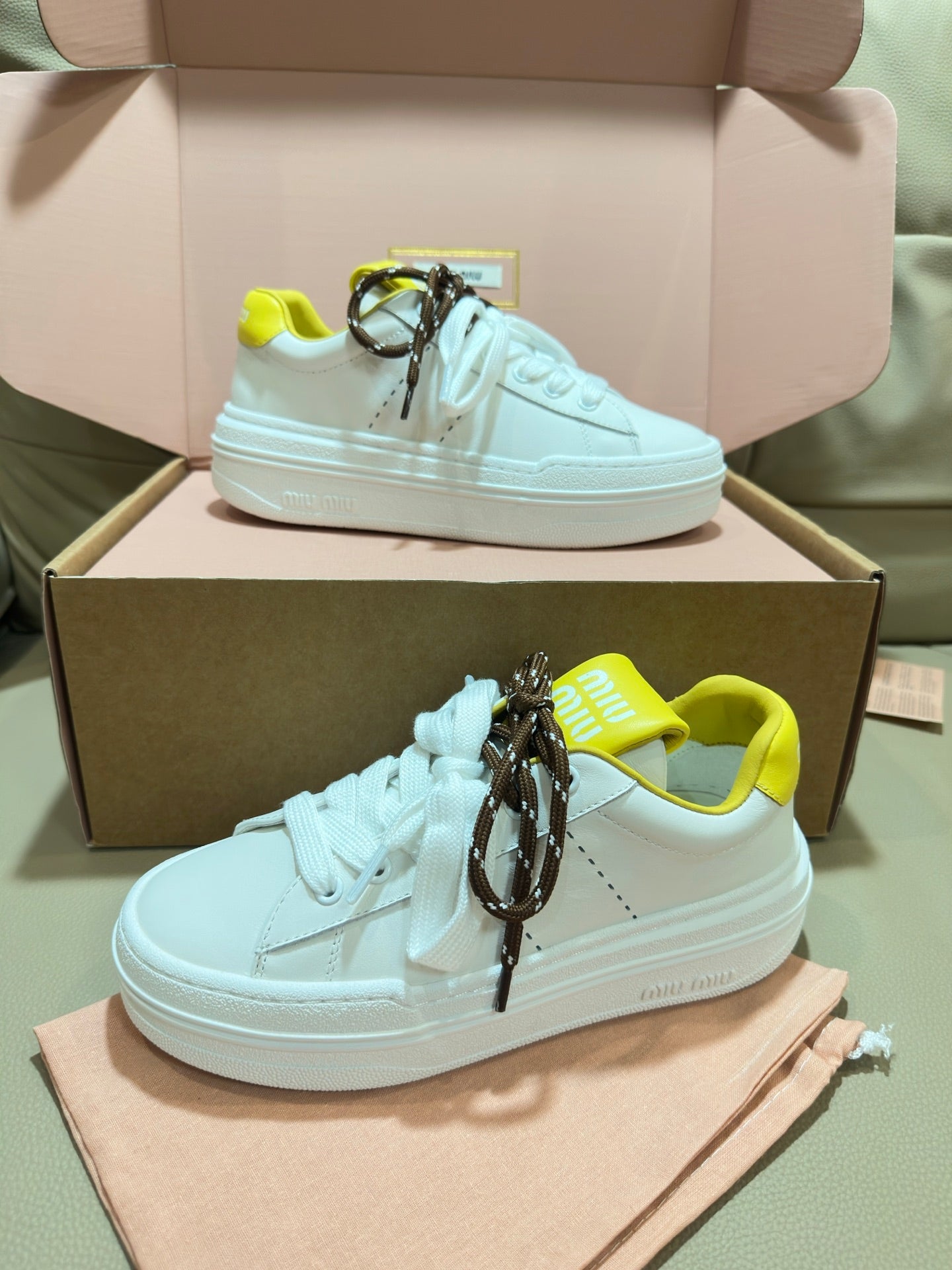 Miu Bleached Leather Sneakers White Yellow Leather 940989