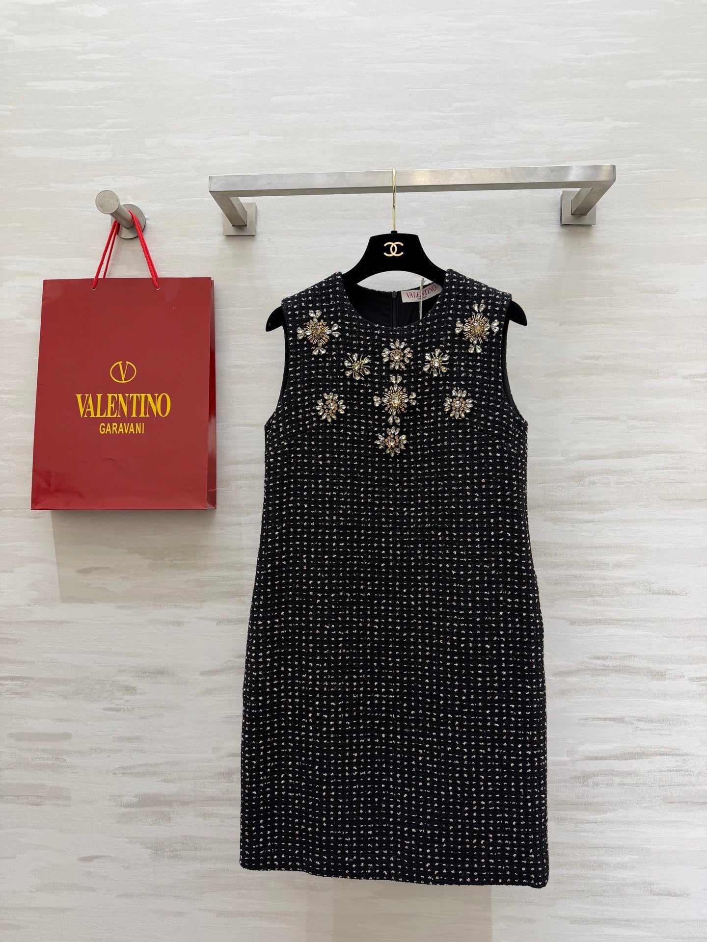 Valen 26s Rhinestone-Studded Sleeveless Dress Black Tweed 344770