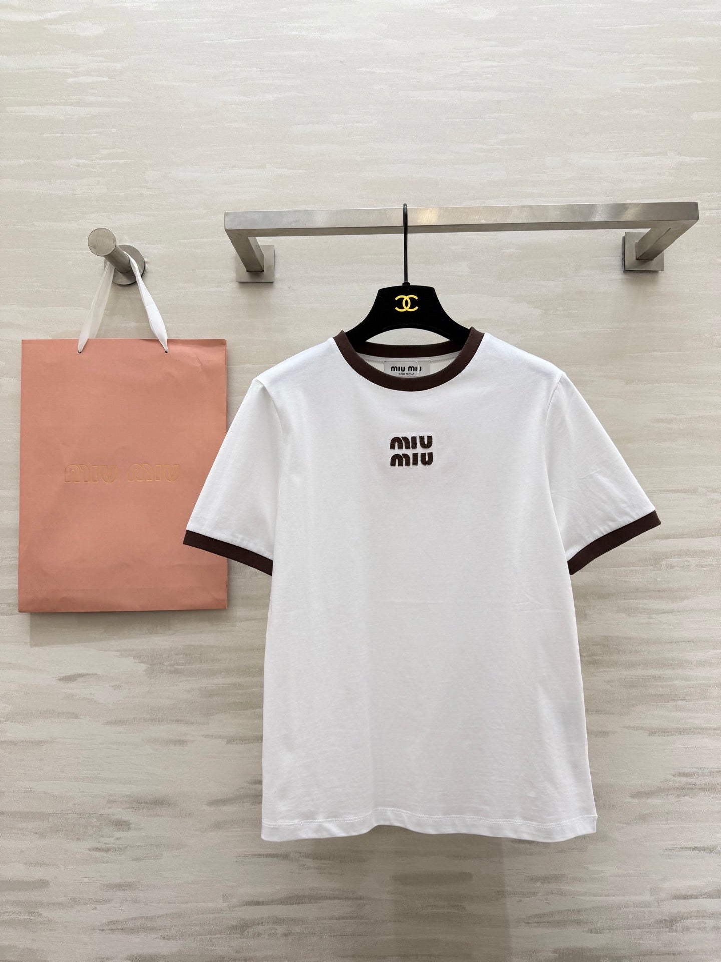 Miu 26s Ribbed Neck Letter T-Shirt White Cotton 363629