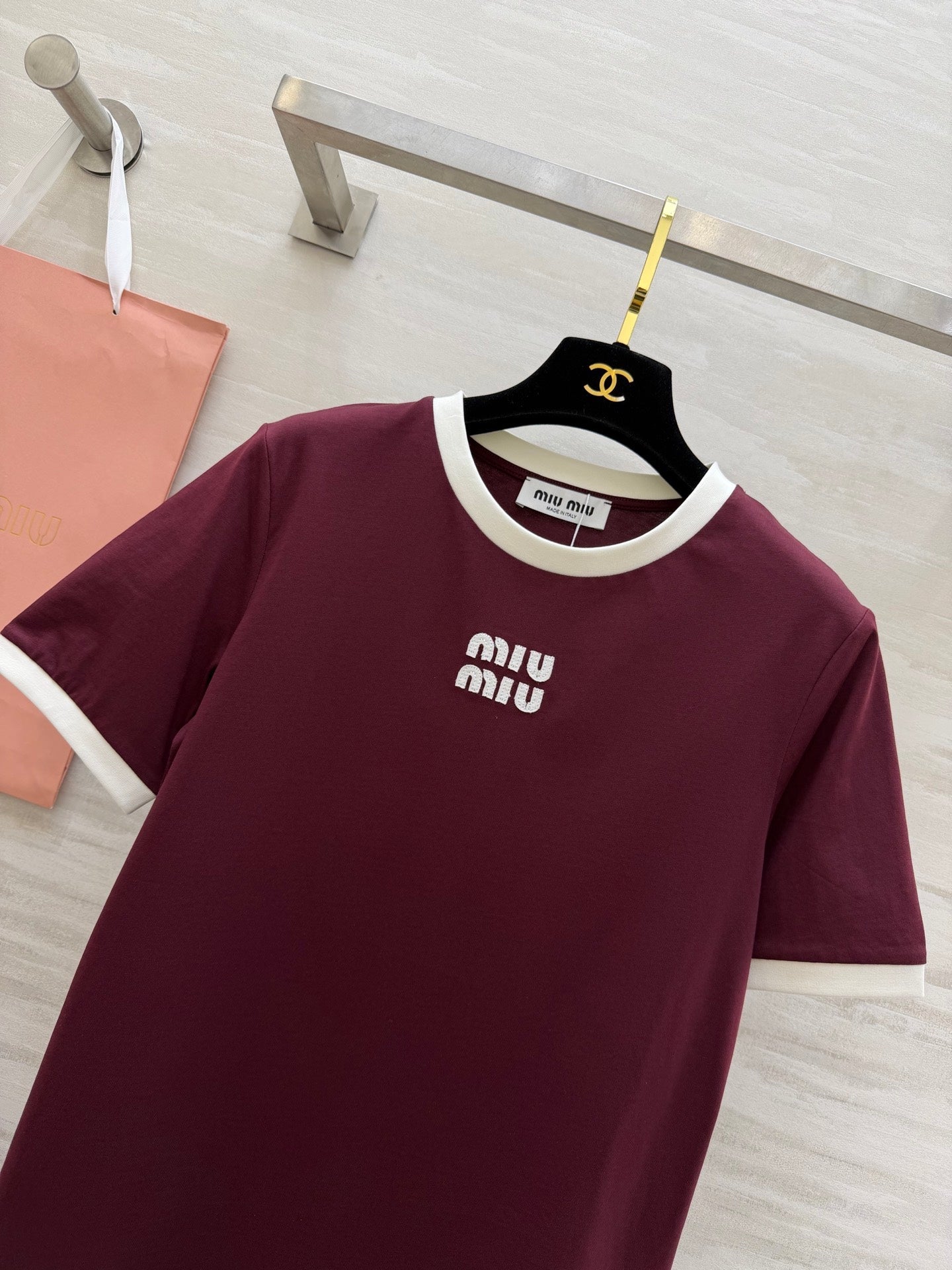 Miu 26s Ribbed Neck Letter T-Shirt Burgundy Cotton 363633