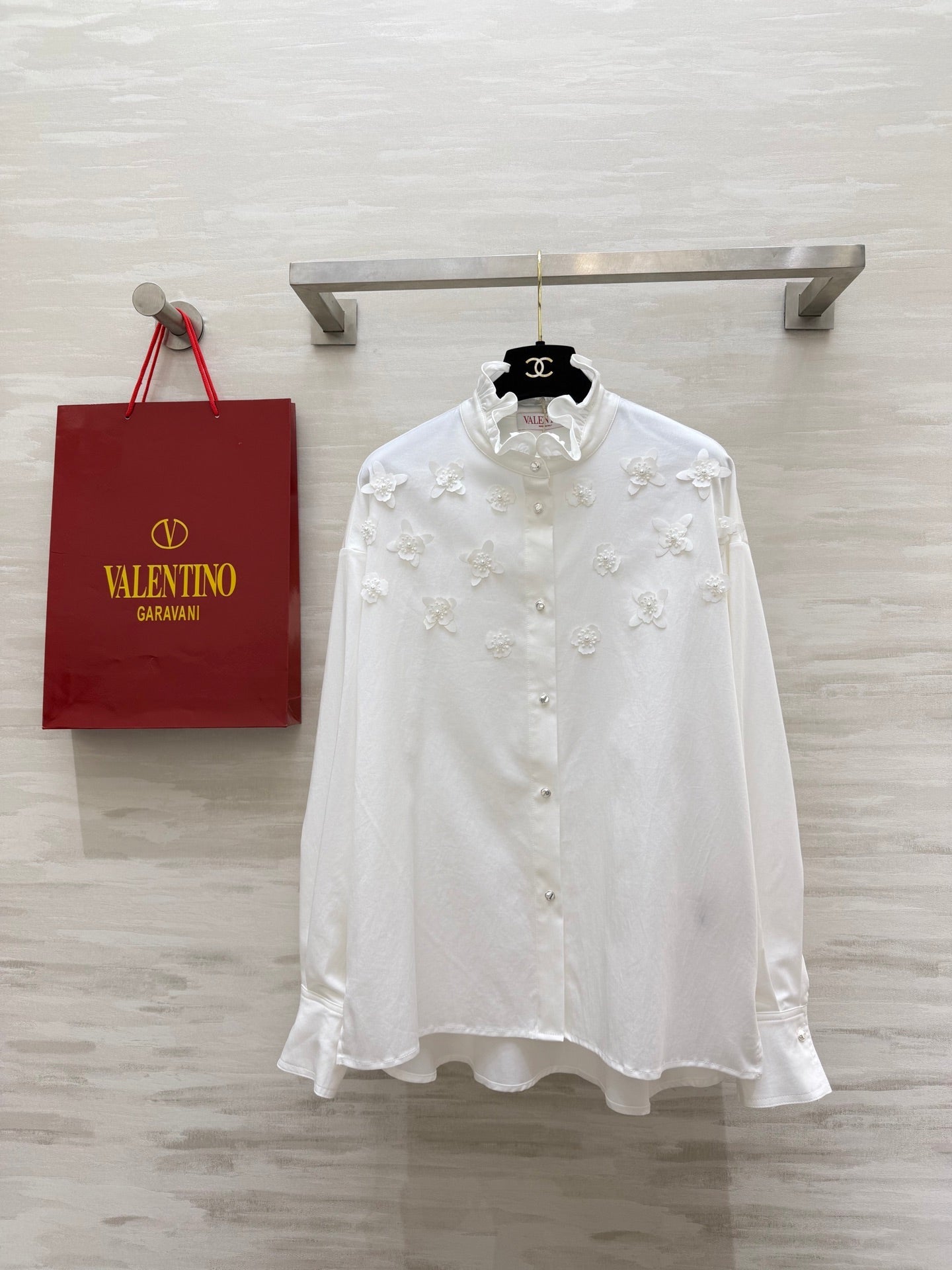 Valentino 26s Floral Ruffle Collar Shirt White Cotton 363576