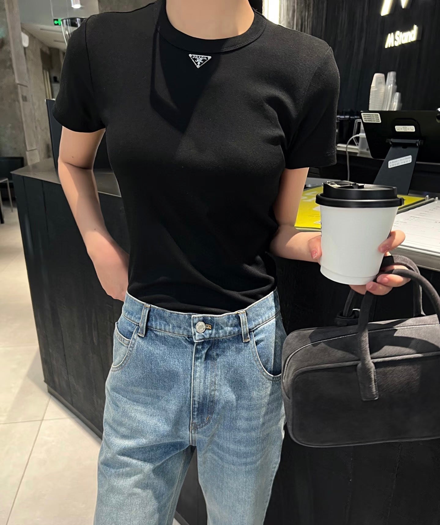 Prada 26s Triangle Logo T-Shirt Black Coton 363566