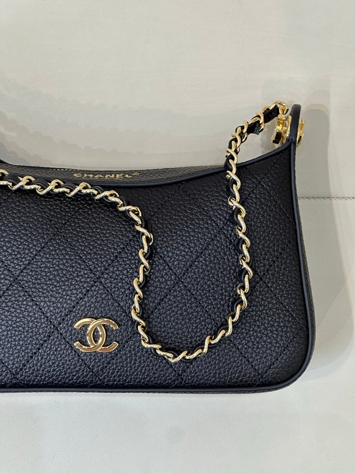 CC 26s Crescent Moon Armband Bag Grained Calfskin 996783