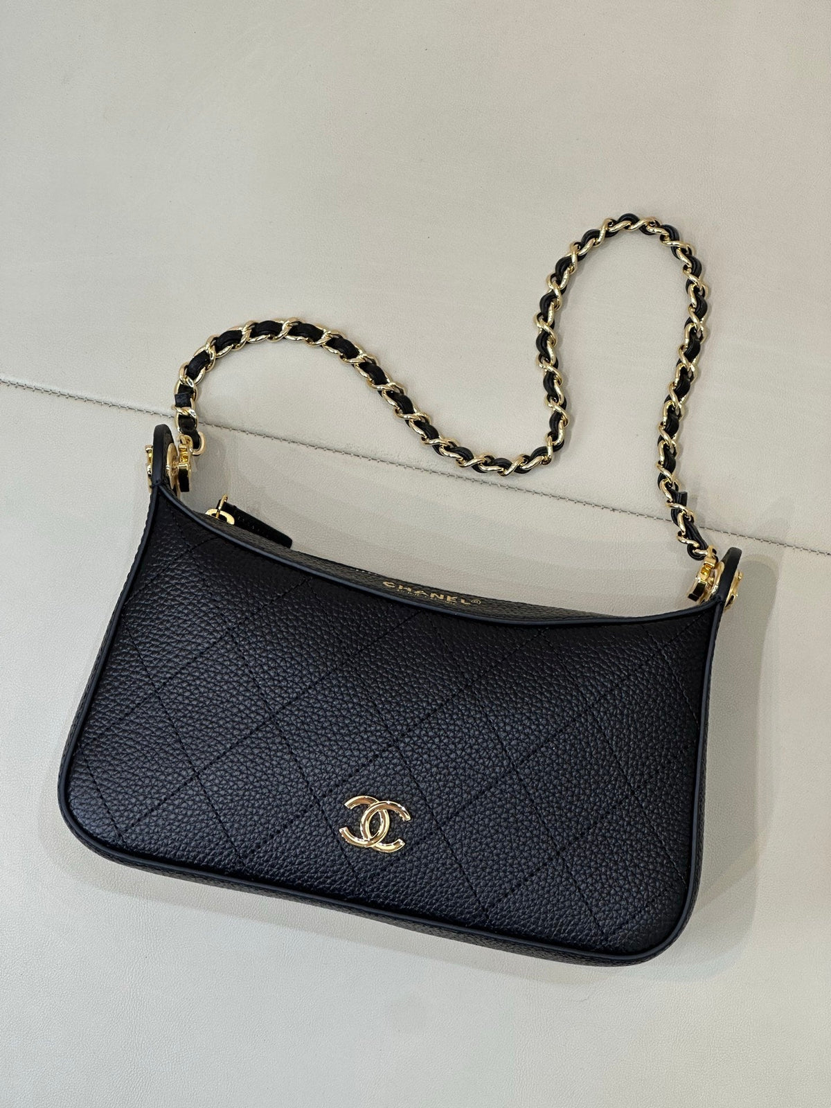 CC 26s Crescent Moon Armband Bag Grained Calfskin 996783
